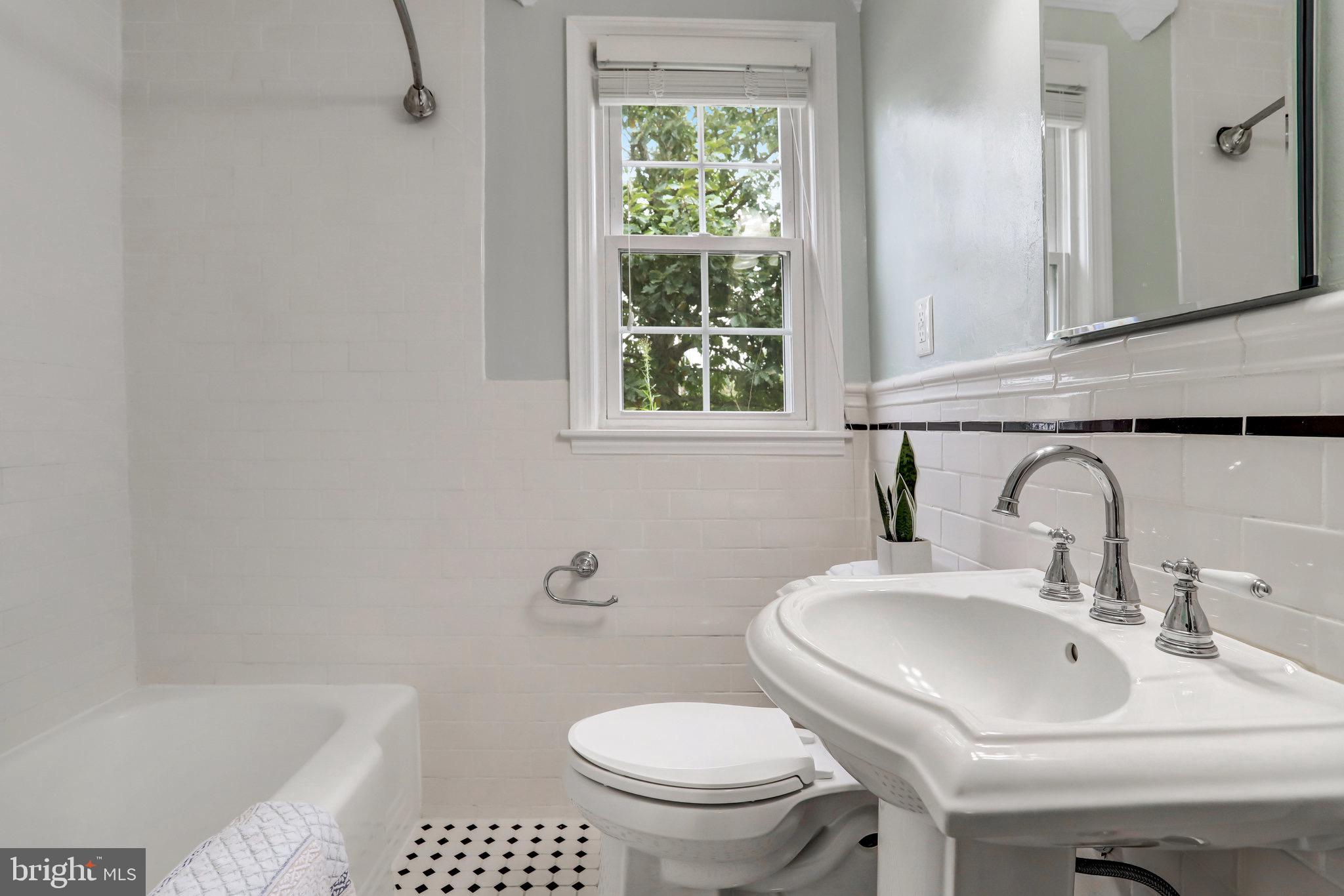 BELLE VIEW CONDOMINIUMS - Residential