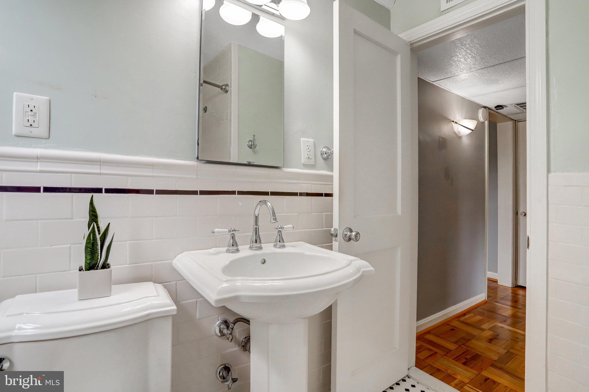 BELLE VIEW CONDOMINIUMS - Residential