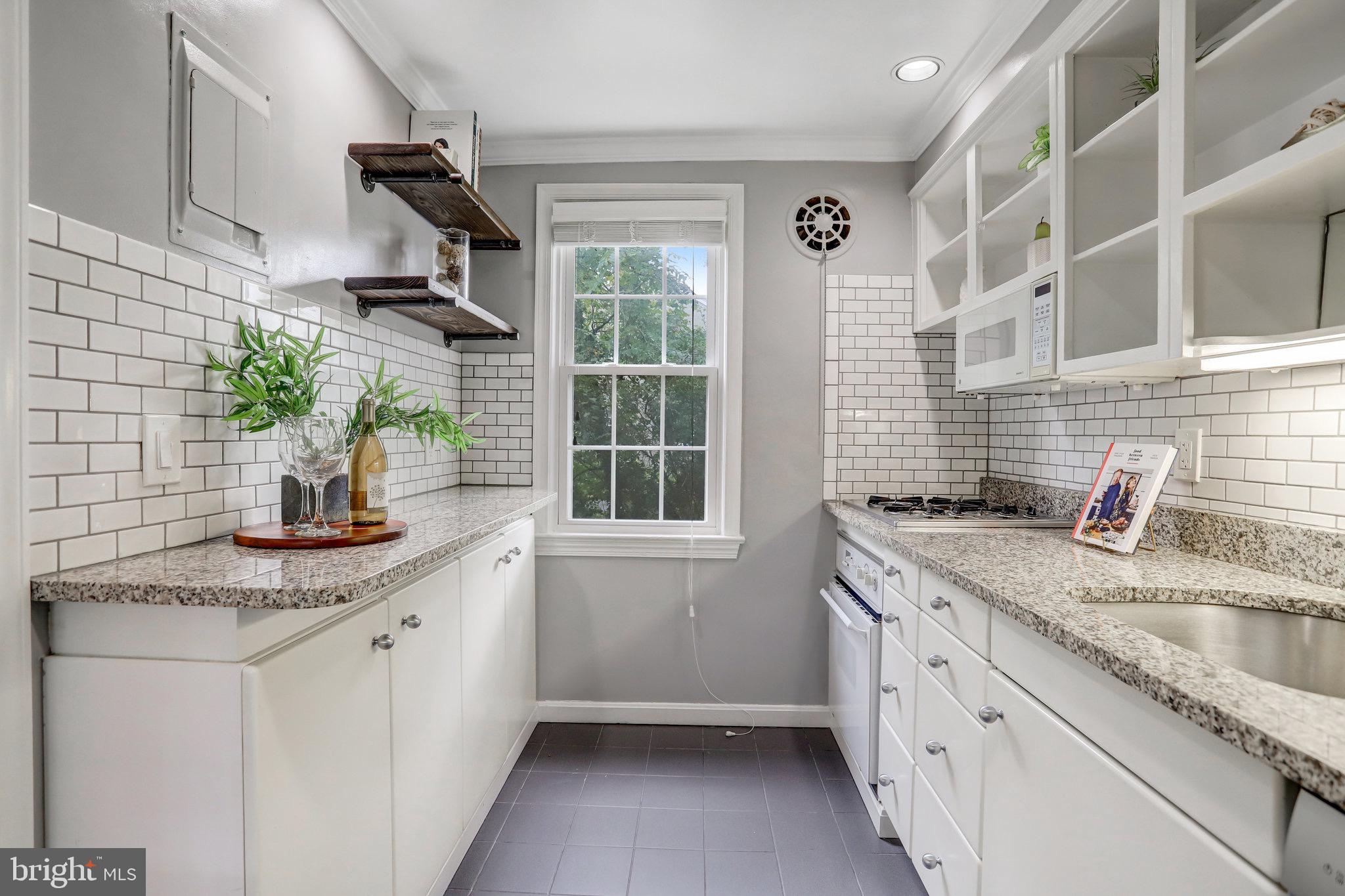 BELLE VIEW CONDOMINIUMS - Residential