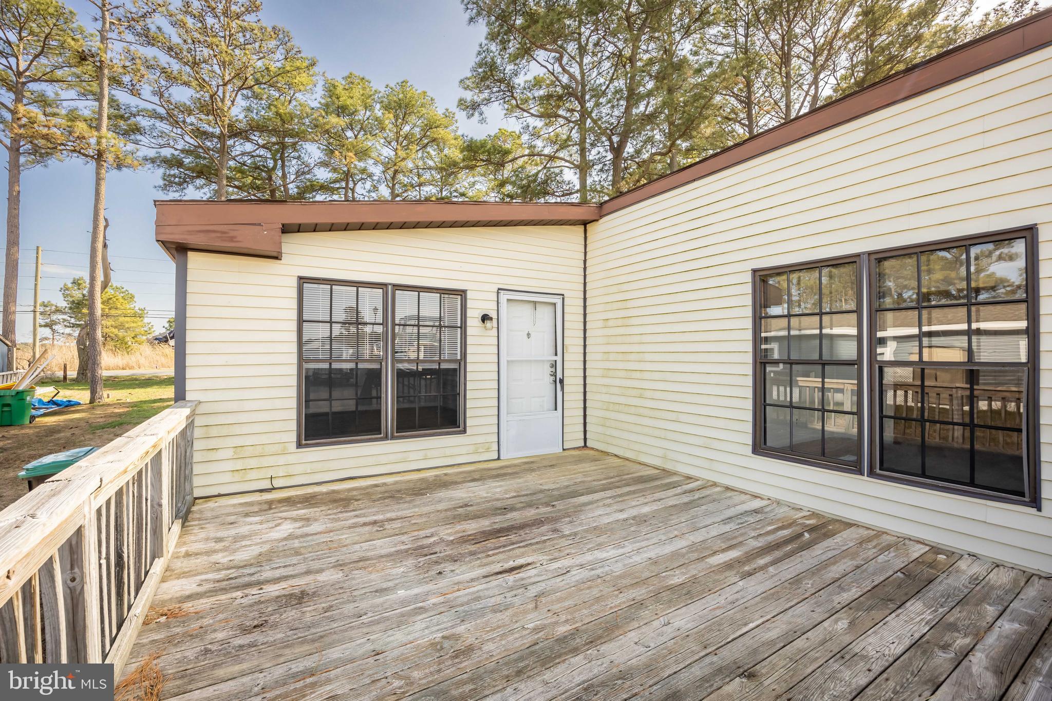 MARINERS COVE - Residential