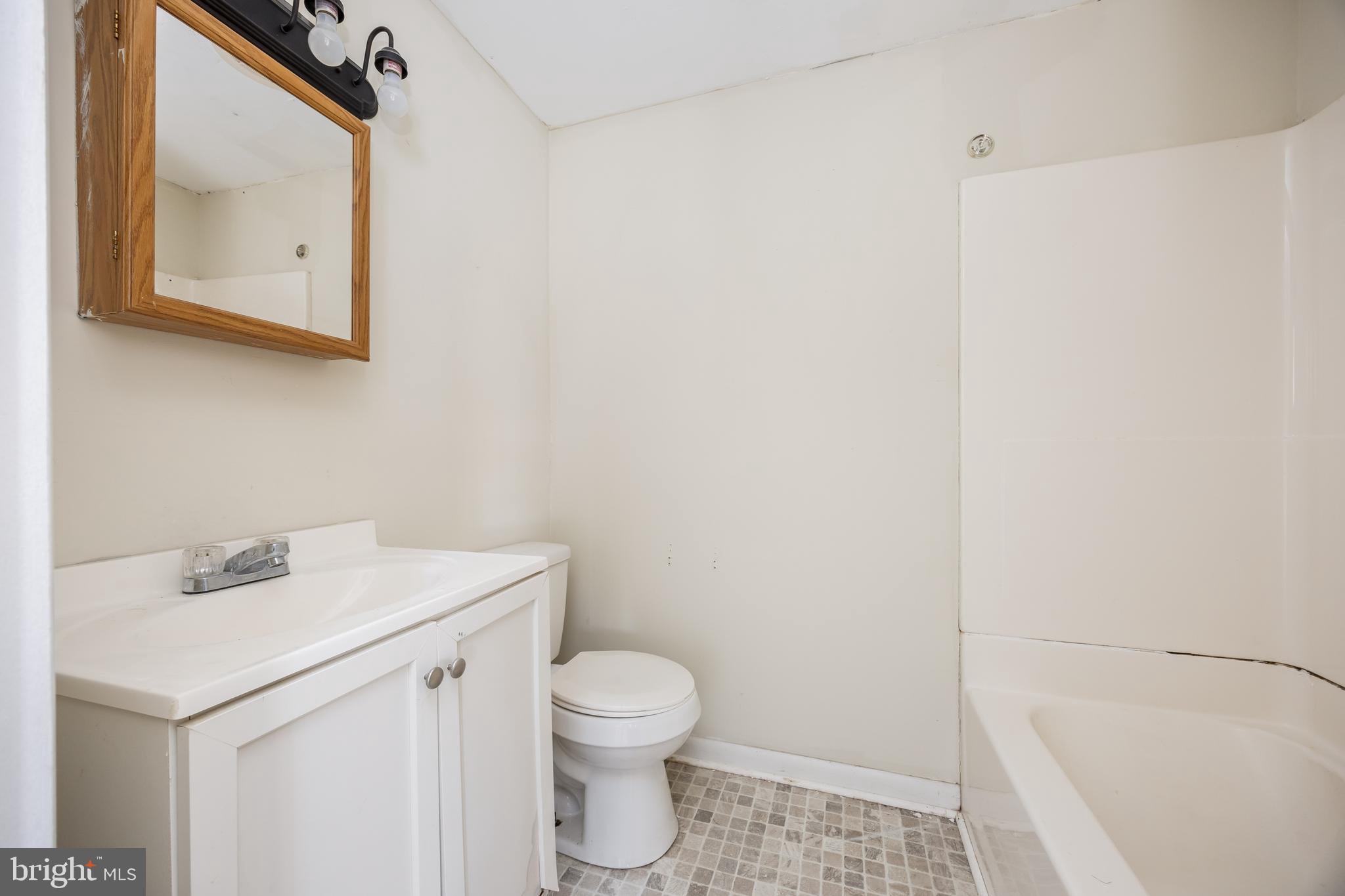 MARINERS COVE - Residential