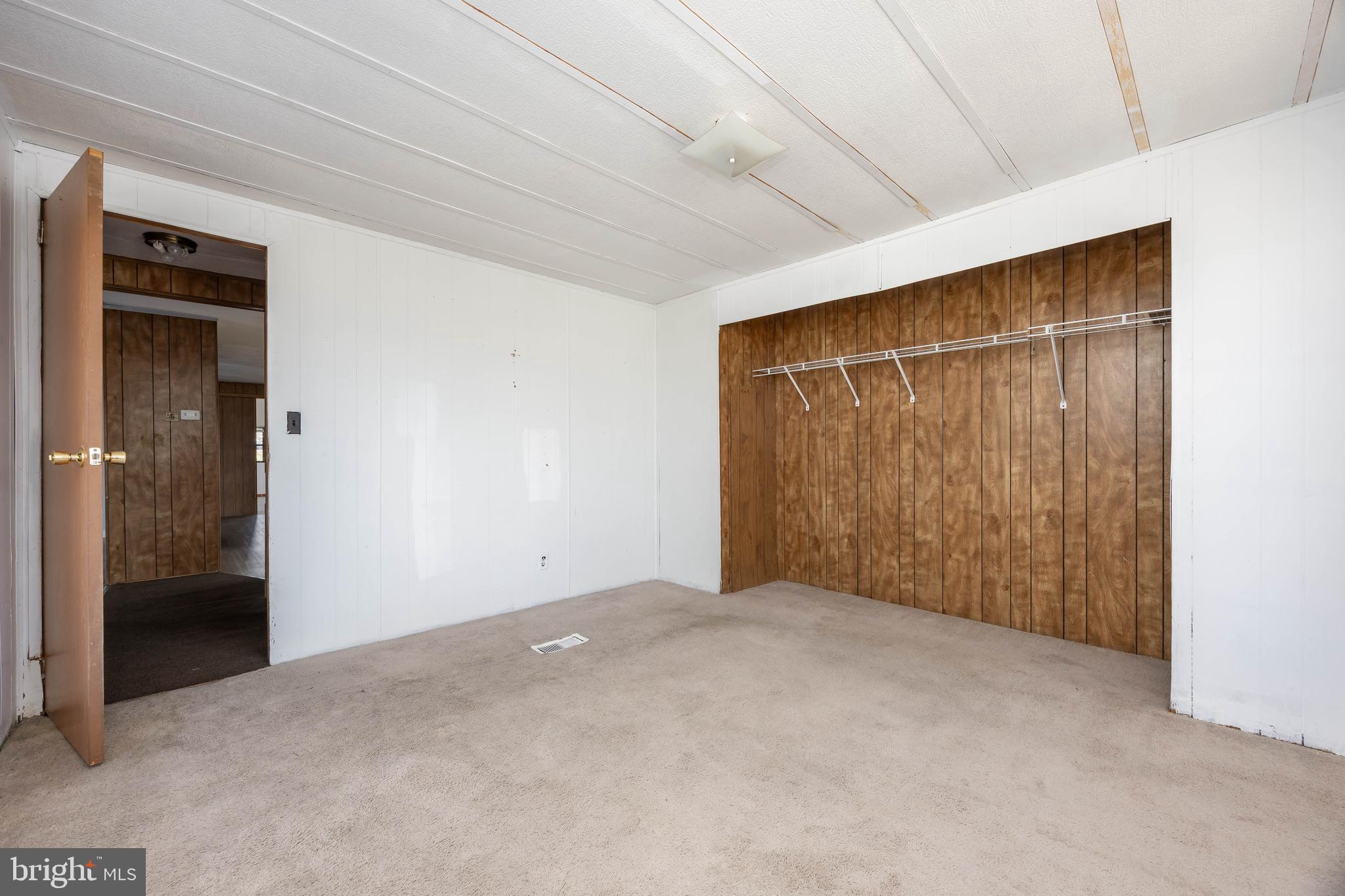 MARINERS COVE - Residential