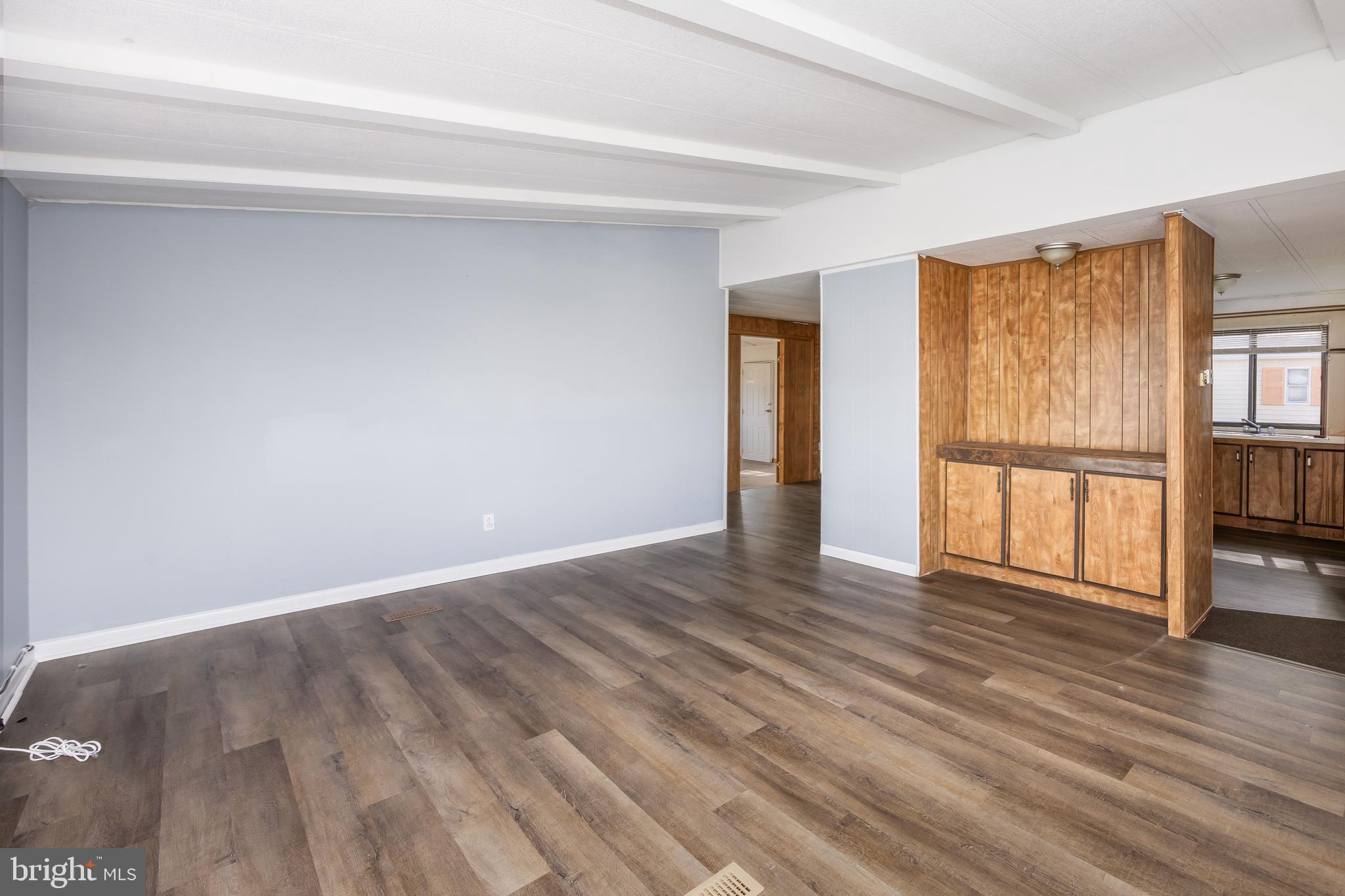 MARINERS COVE - Residential