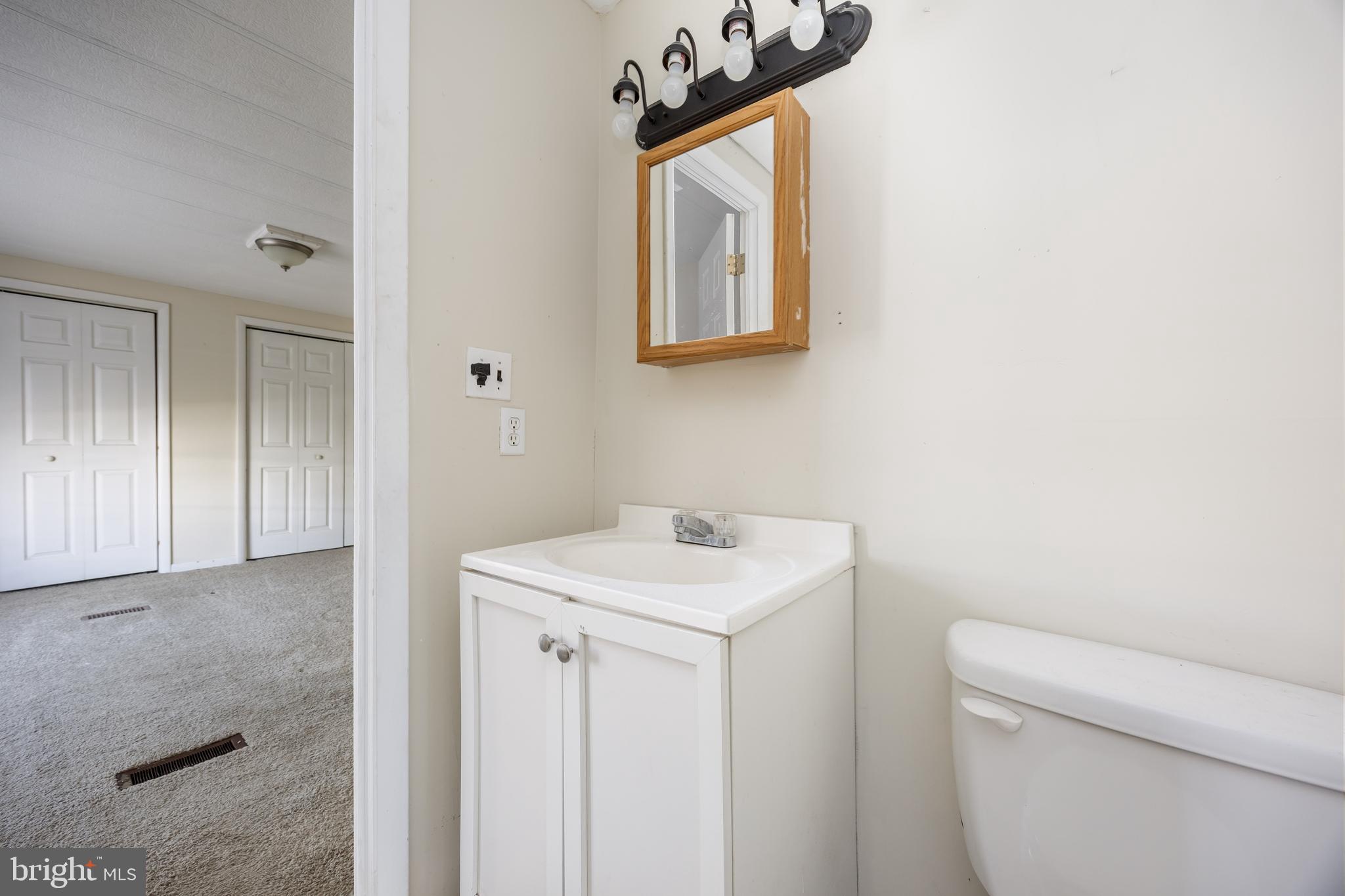 MARINERS COVE - Residential