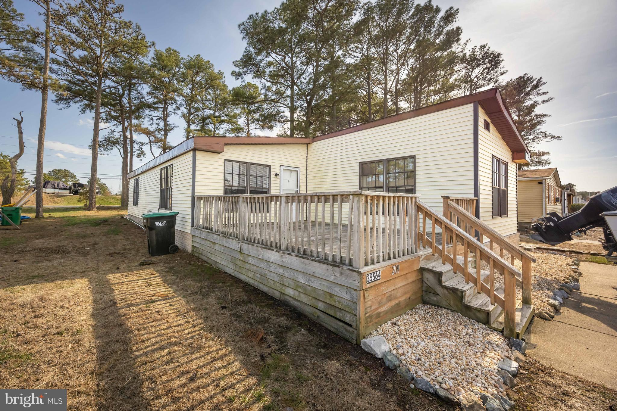 MARINERS COVE - Residential