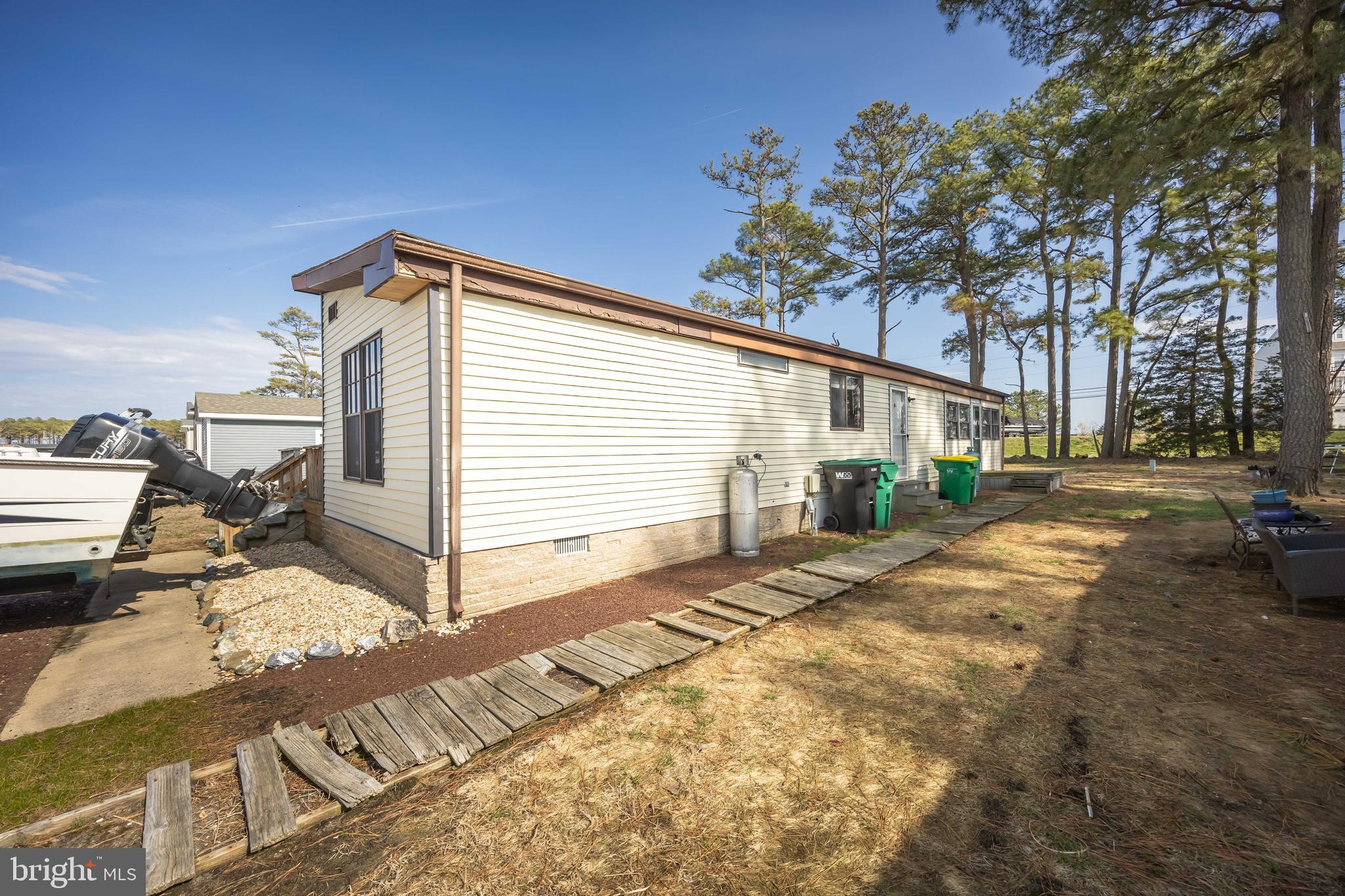 MARINERS COVE - Residential