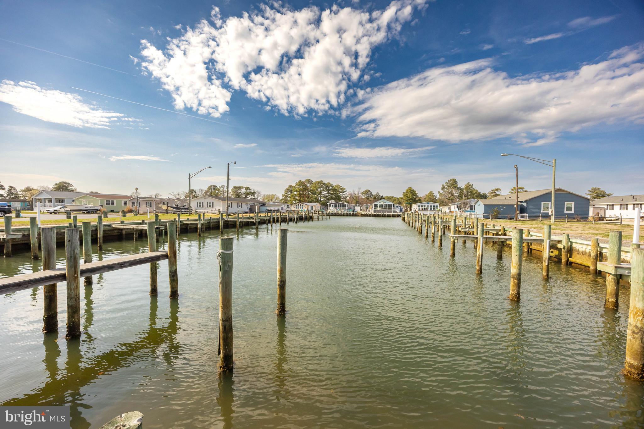 MARINERS COVE - Residential