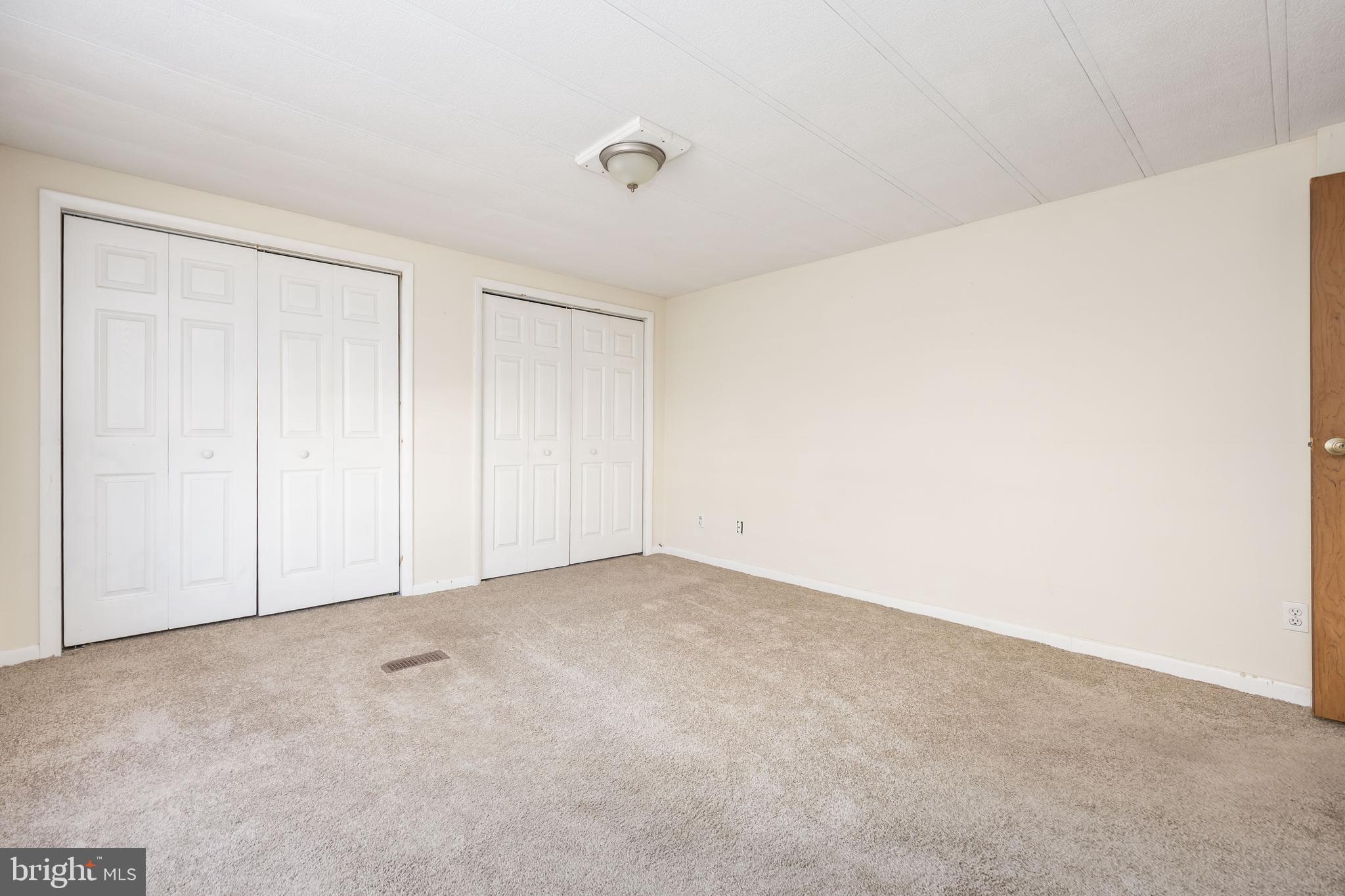 MARINERS COVE - Residential