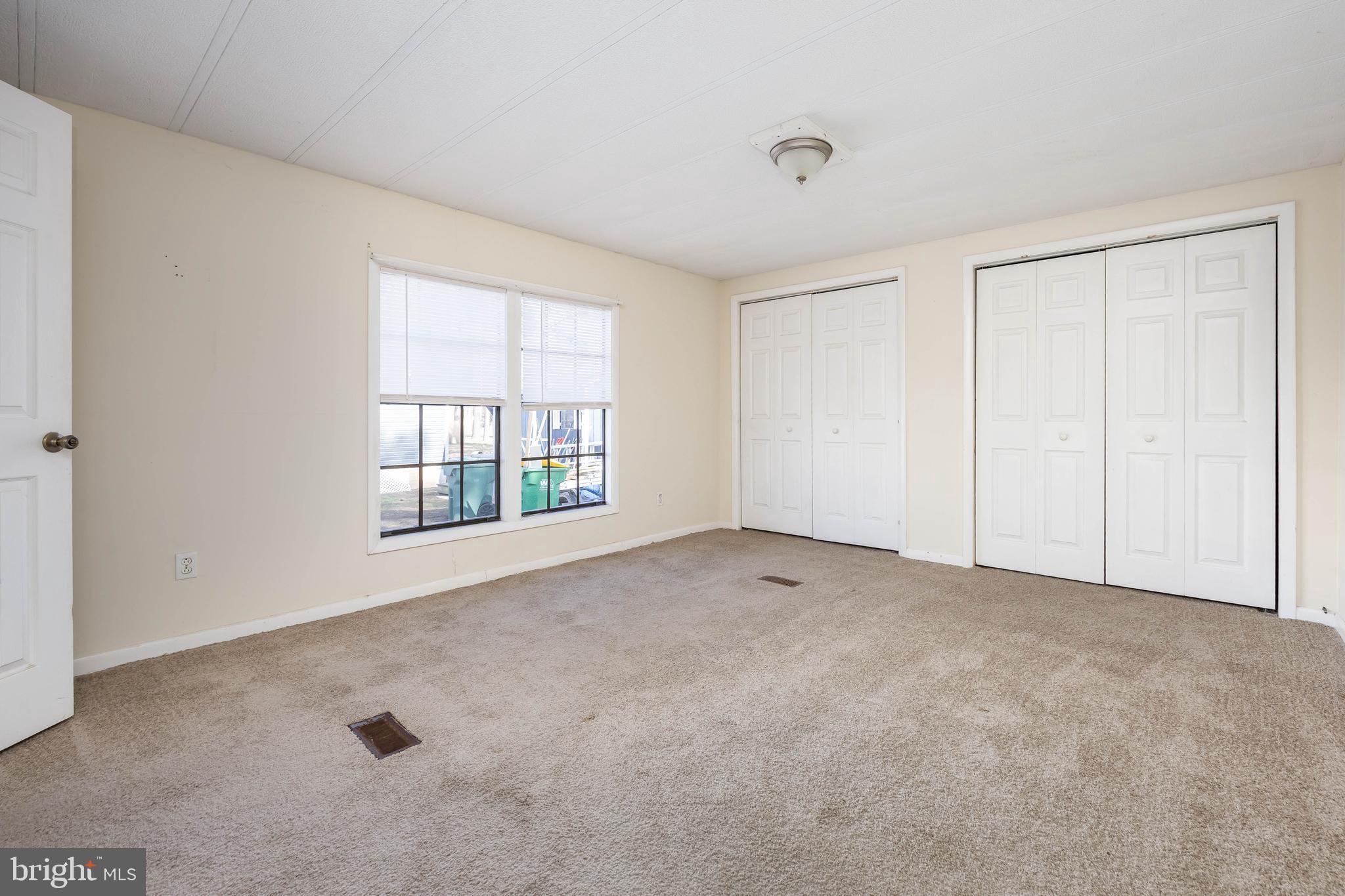 MARINERS COVE - Residential