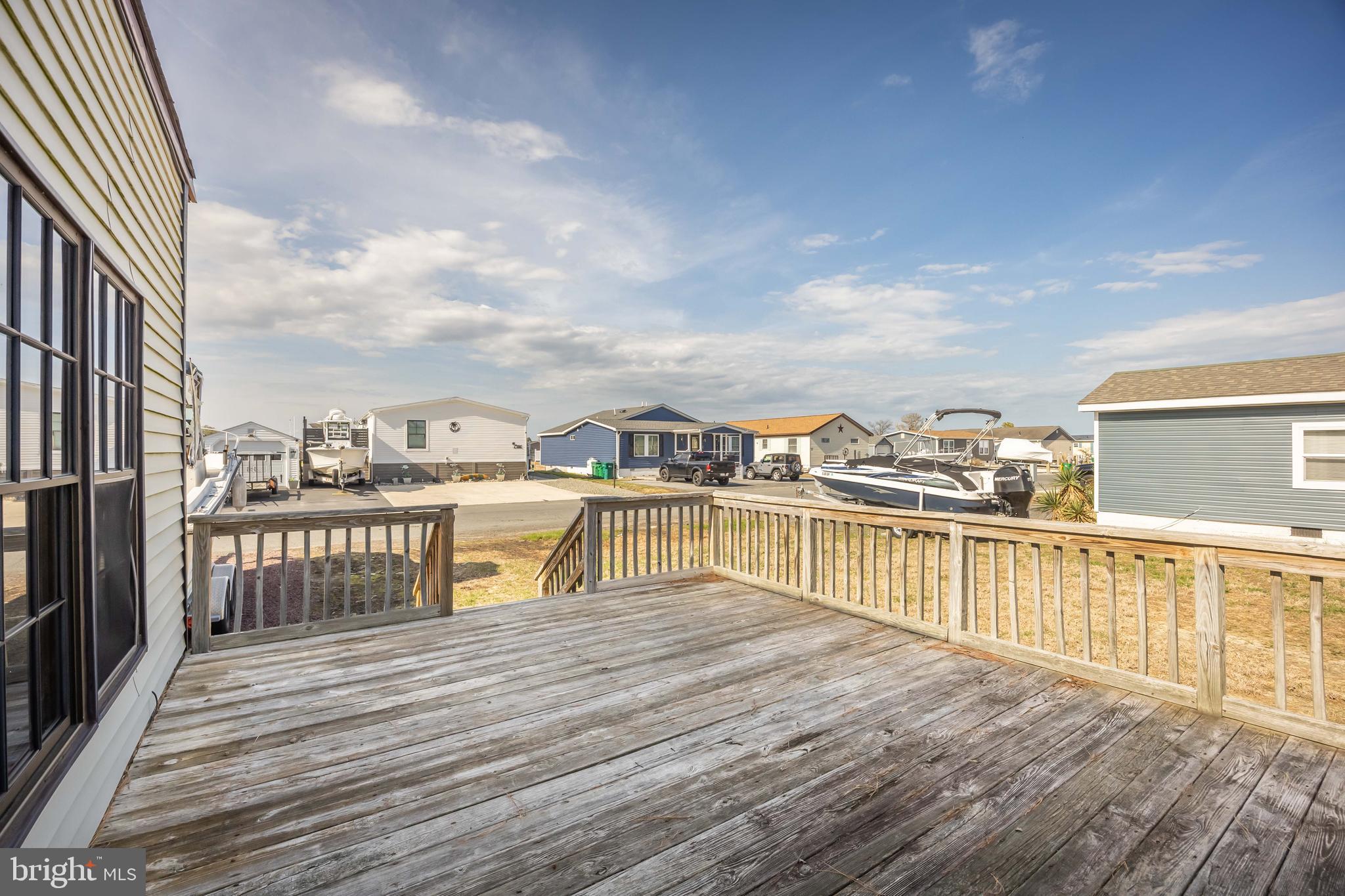 MARINERS COVE - Residential