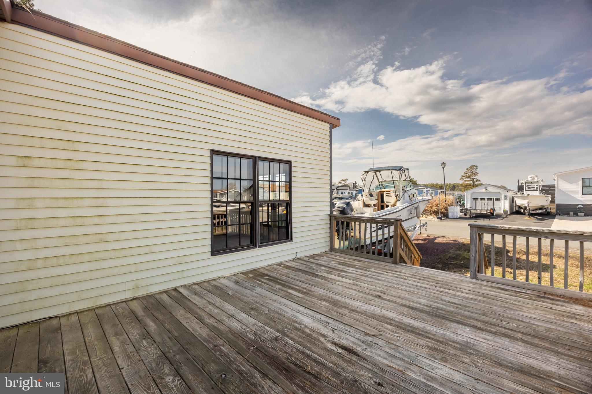 MARINERS COVE - Residential