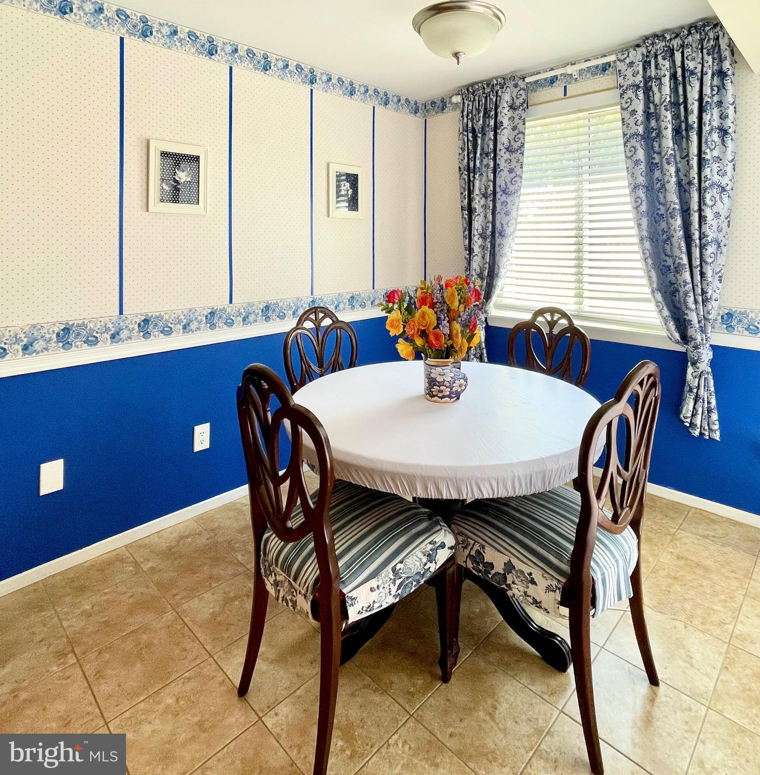 TREEBROOKE CONDOMINIUM - Residential Lease