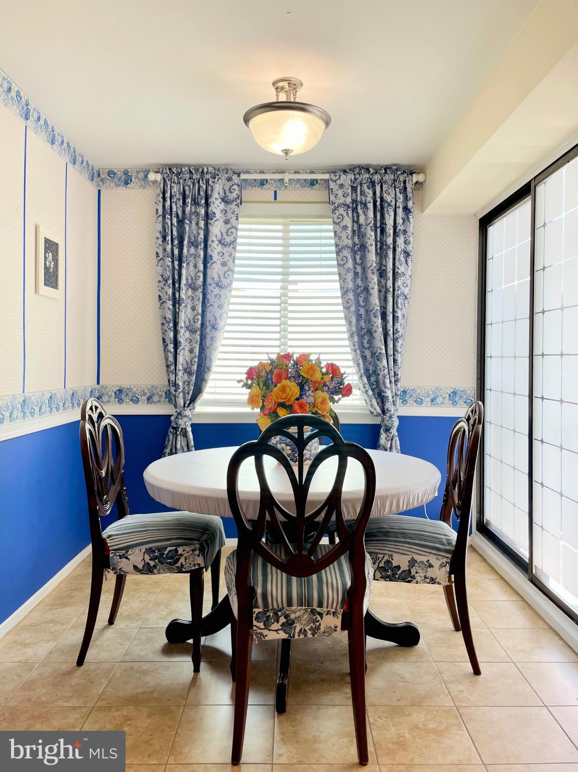 TREEBROOKE CONDOMINIUM - Residential Lease