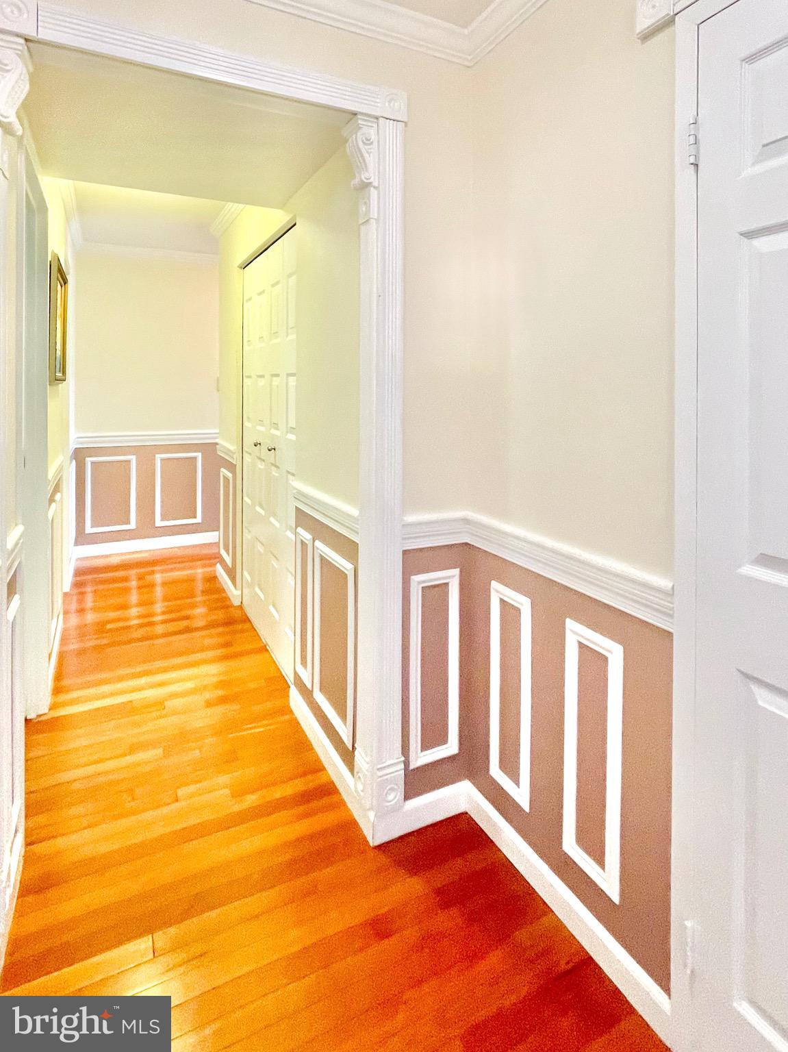 TREEBROOKE CONDOMINIUM - Residential Lease