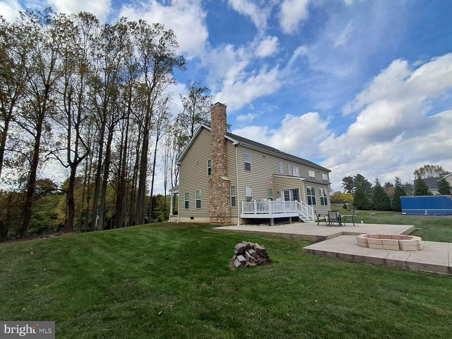 1392 HICKORY HILL ROAD