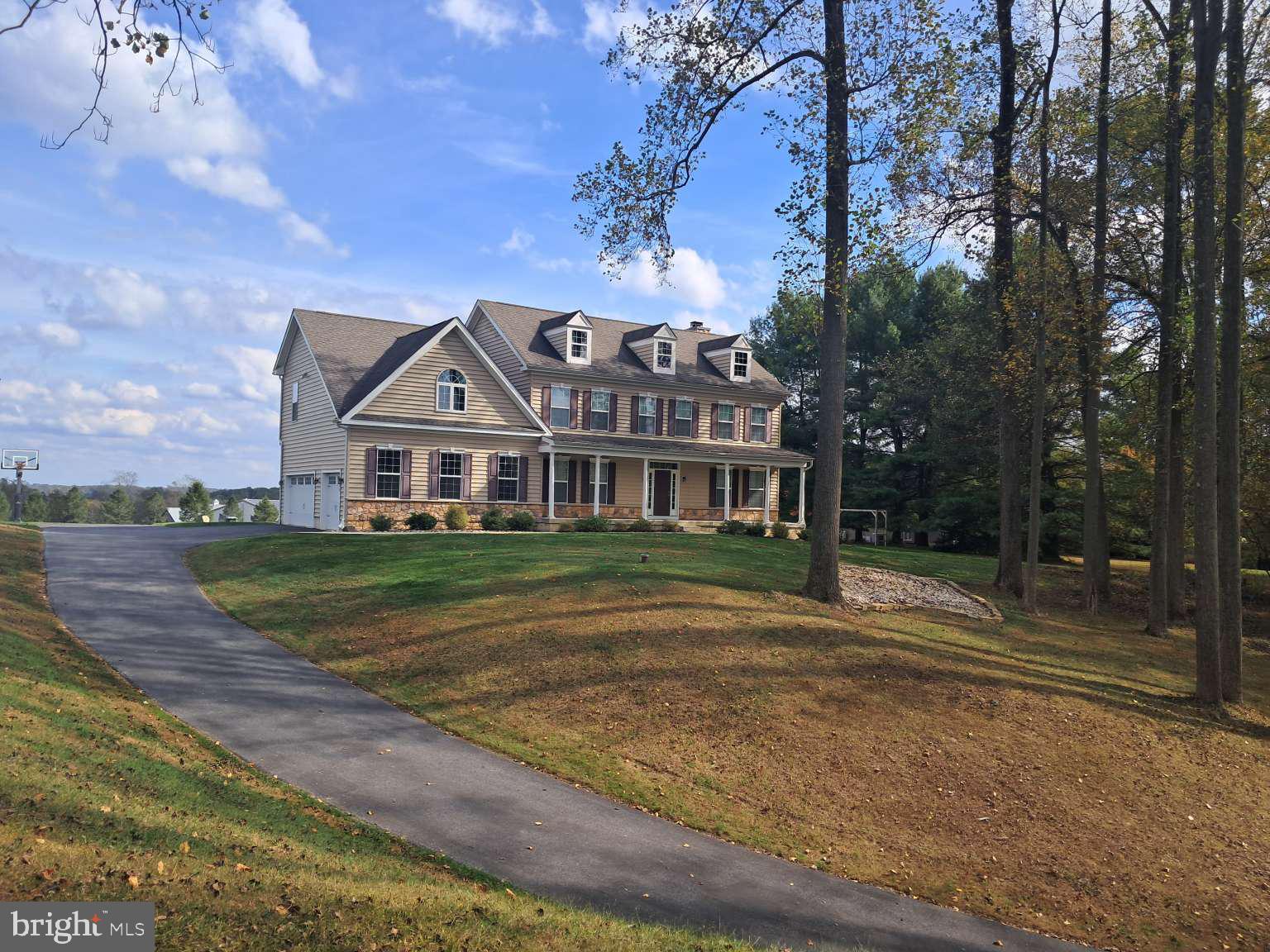 1392 HICKORY HILL ROAD