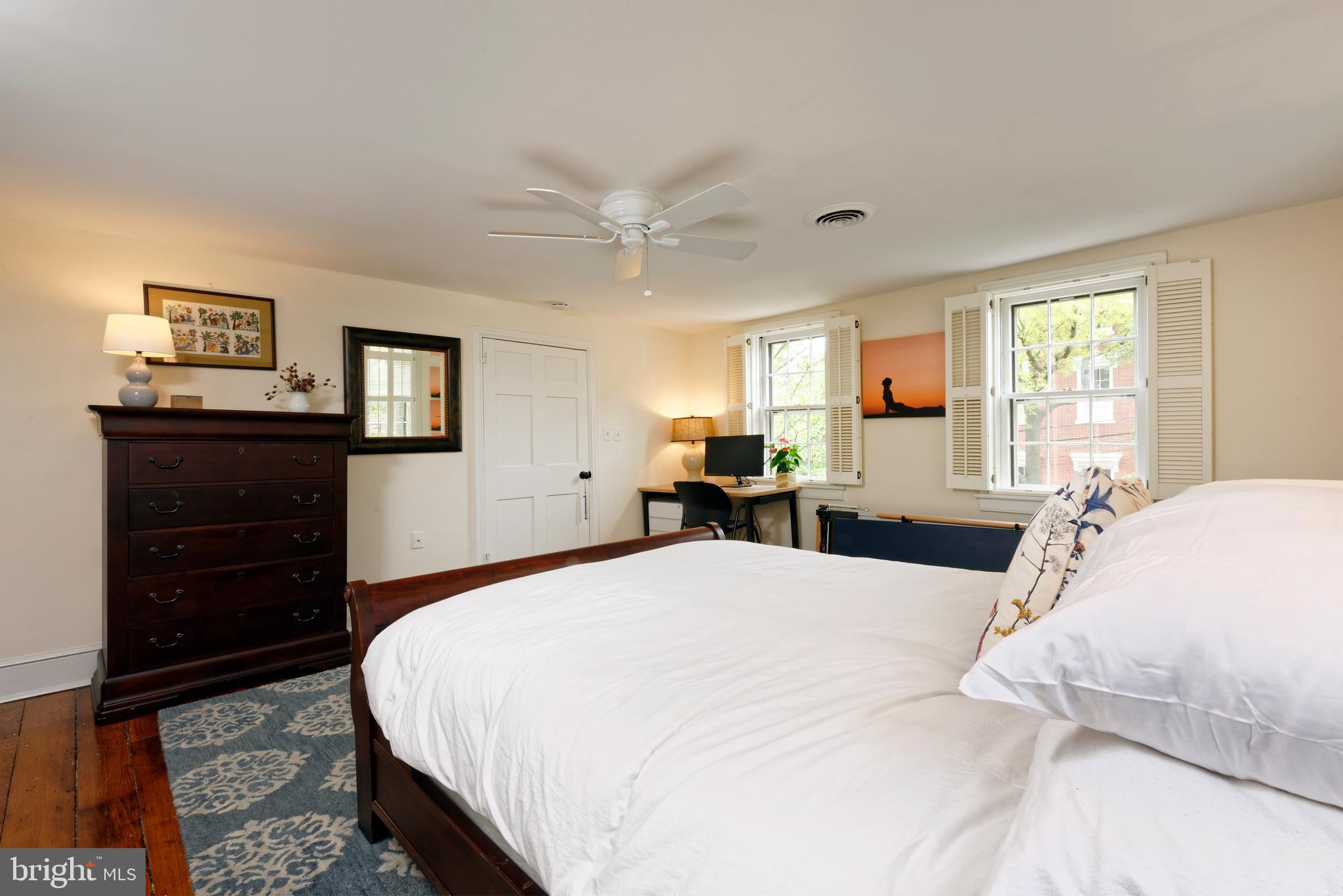 OLD TOWN ALEXANDRIA - Residential