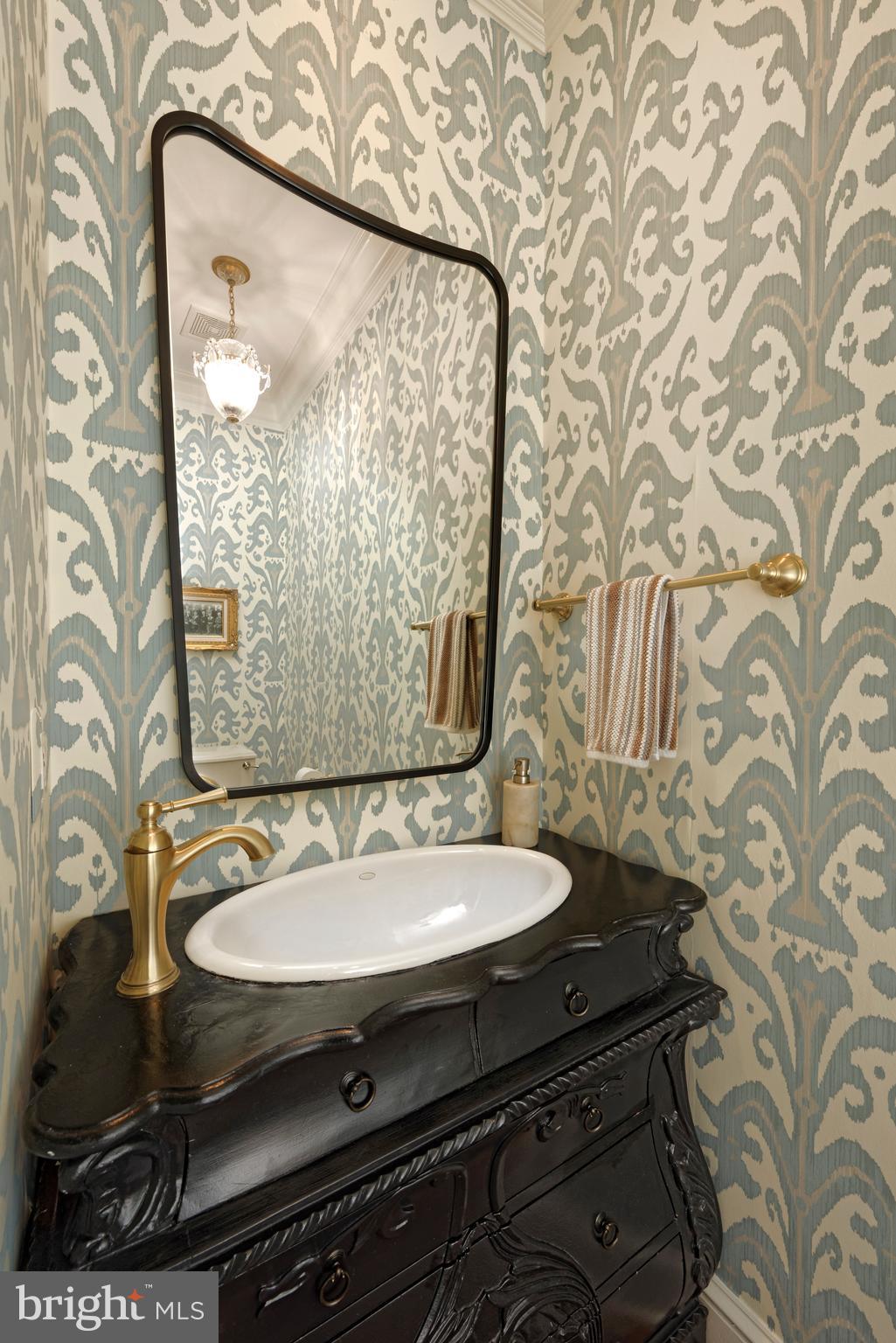 OLD TOWN ALEXANDRIA - Residential