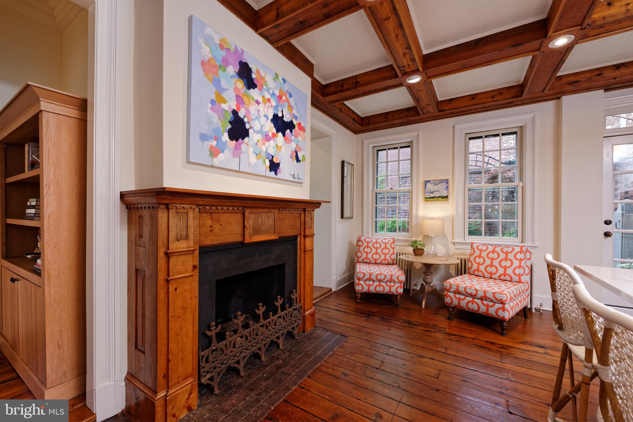 OLD TOWN ALEXANDRIA - Residential