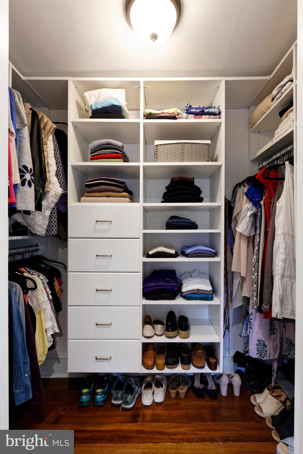 OLD TOWN ALEXANDRIA - Residential