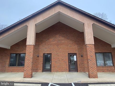 Photo of 1923 Skinners Turn Road, OWINGS, MD 20736 (MLS # MDCA2025204)