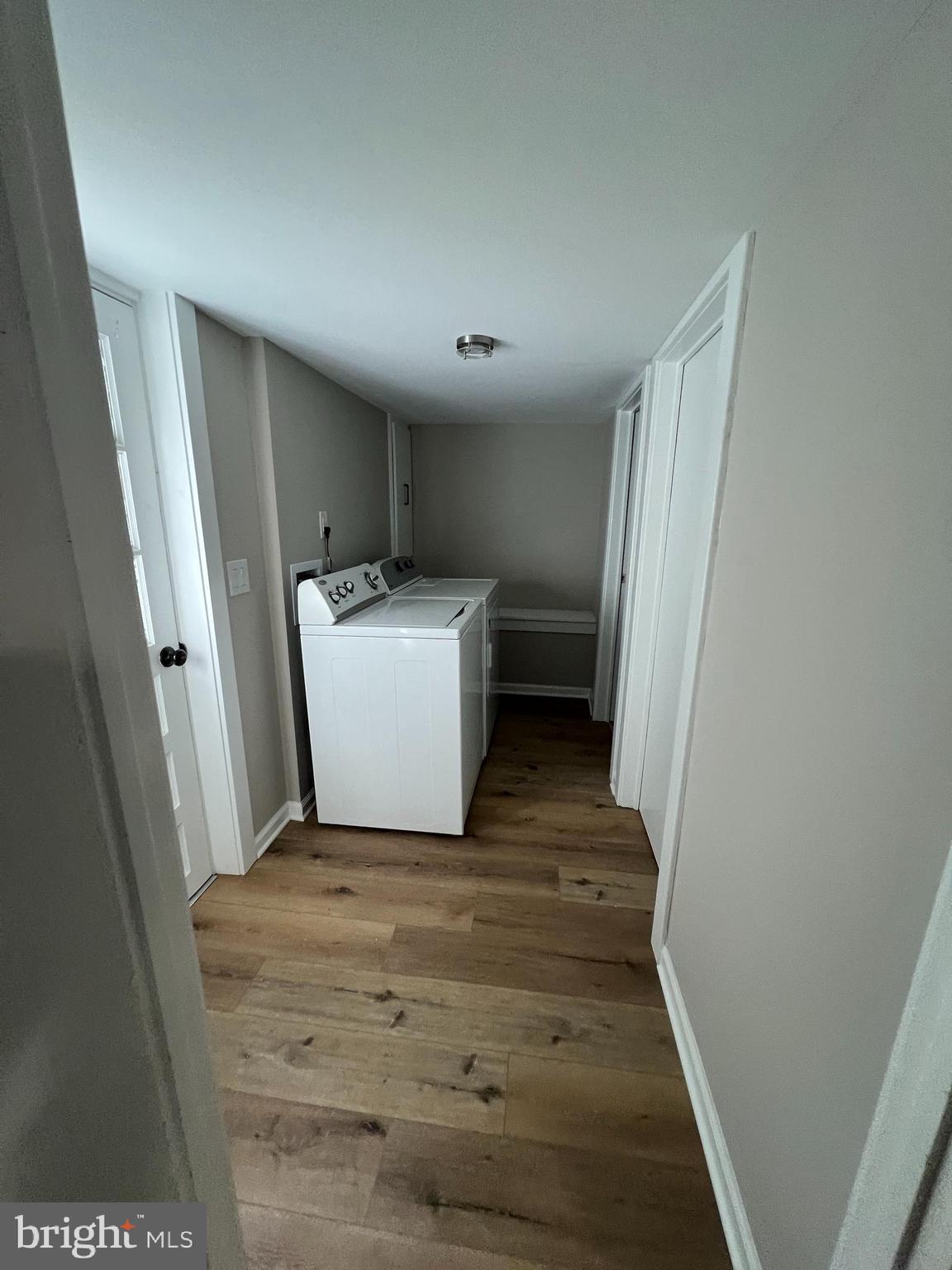 WOODSIDE - Residential Lease