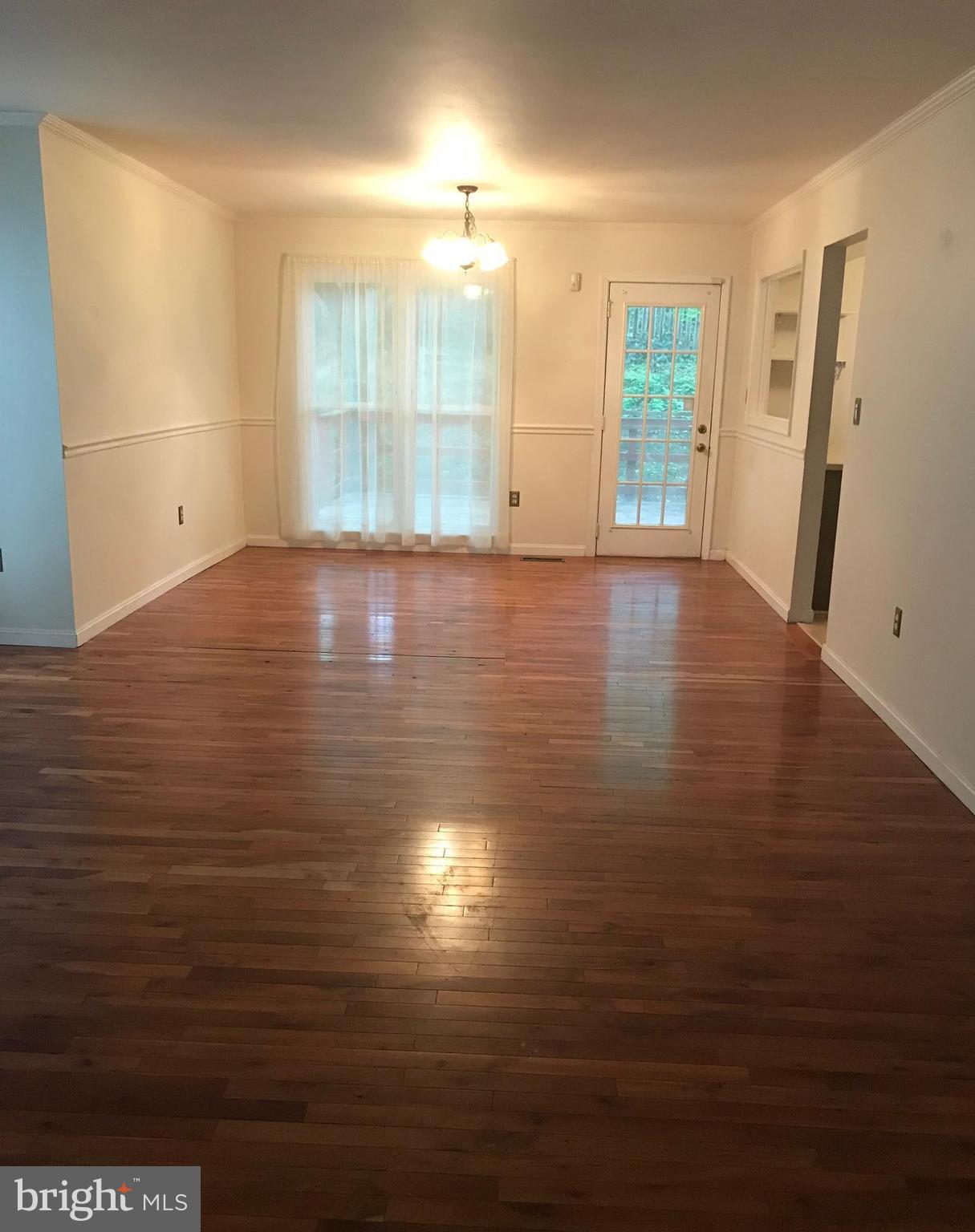 CHURCHILL TOWN SECTOR - Residential Lease