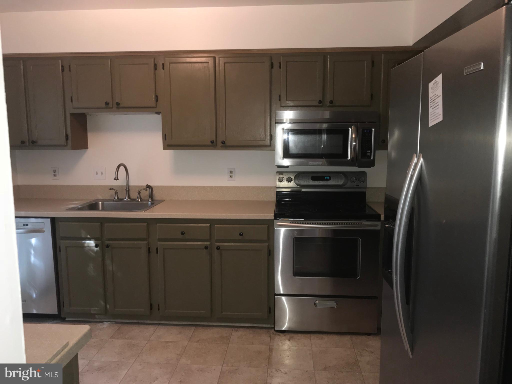 CHURCHILL TOWN SECTOR - Residential Lease