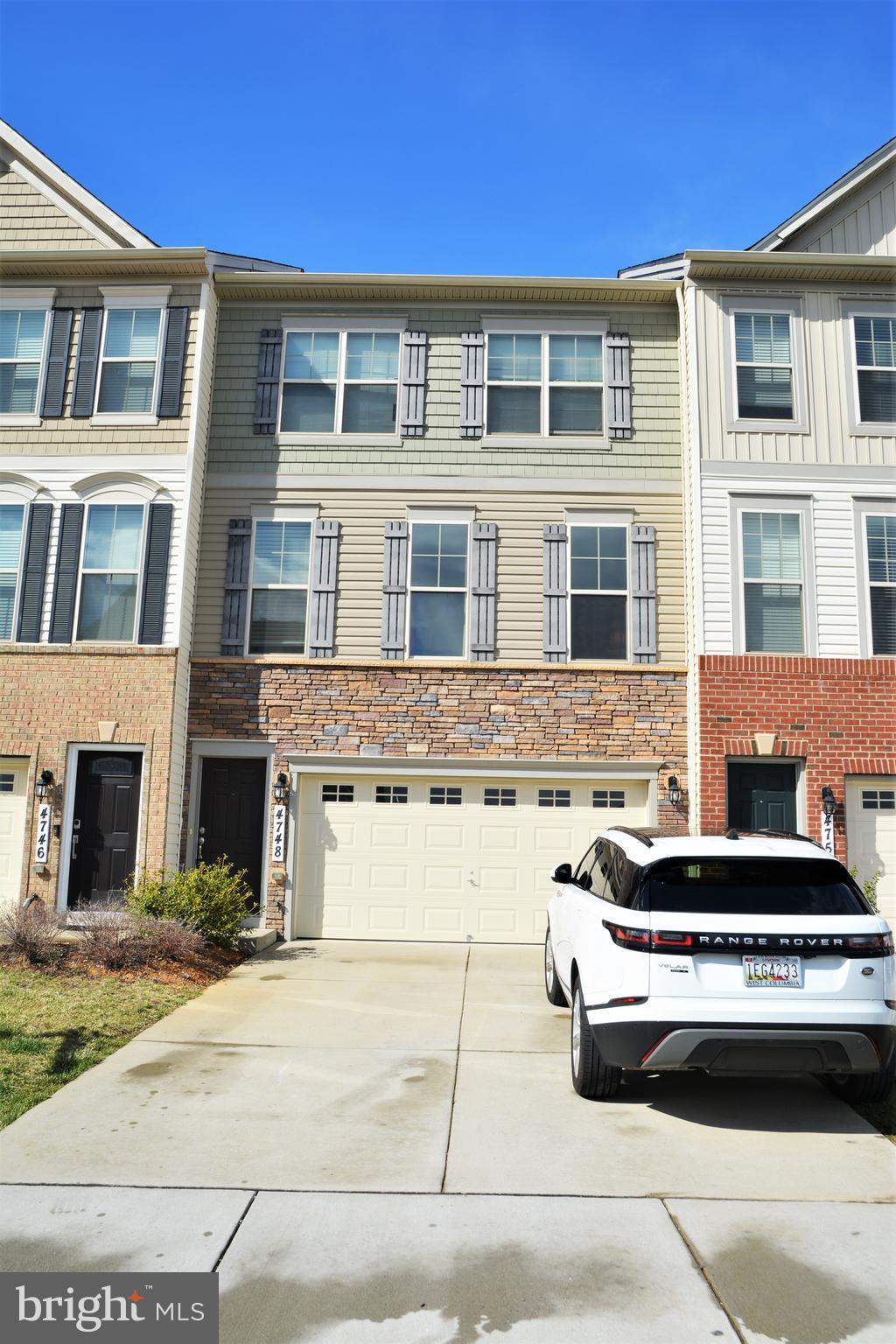 MANORS AT BALLENGER CREEK - Residential