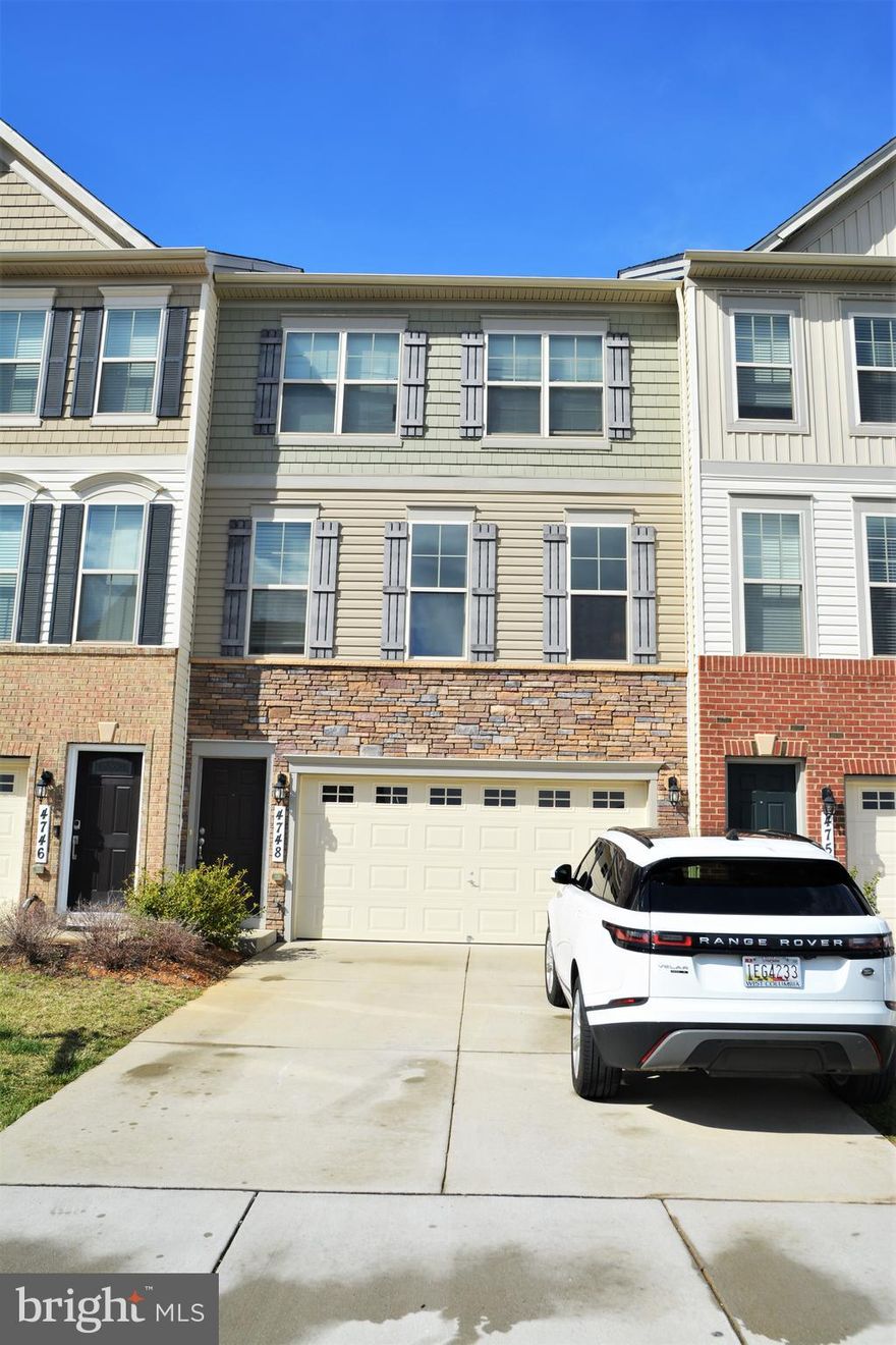 Beautiful townhouse, freshly painted - MOVE IN READY. This 4 bedroom, 3 ½ bath townhouse is just 6 years old. It has many upgrades and a wide-open floor plan on the main level. The unit if bright, open and full of natural light. A two level deck makes this home one of the most inviting homes available in the market today. The kitchen's large center island is ready to accommodate a large family, all stainless steel appliance and granite counters complement this beautiful townhouse. 
2 car-garage, plenty of storage and located across an open area to relax and exercise. Conveniently located in the "booming" Ballenger Creek area. It has quick access to I-270, US-15 and MD-85. Plenty of open green spaces, public parks, walking/ biking trails, dining and shopping areas are all within a short reach.