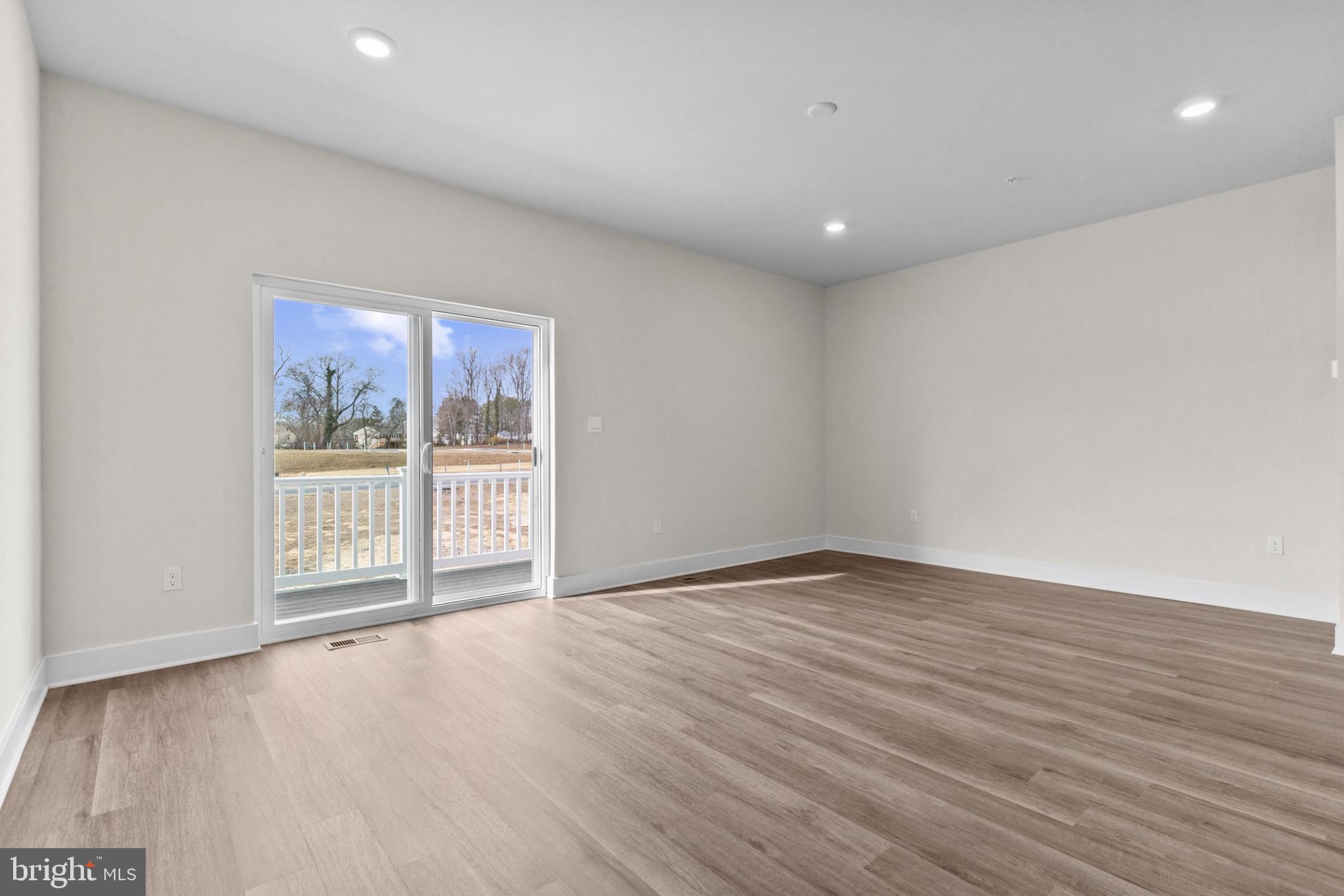 WATERMARK AT WESTPHALIA TOWN CENTER - Residential