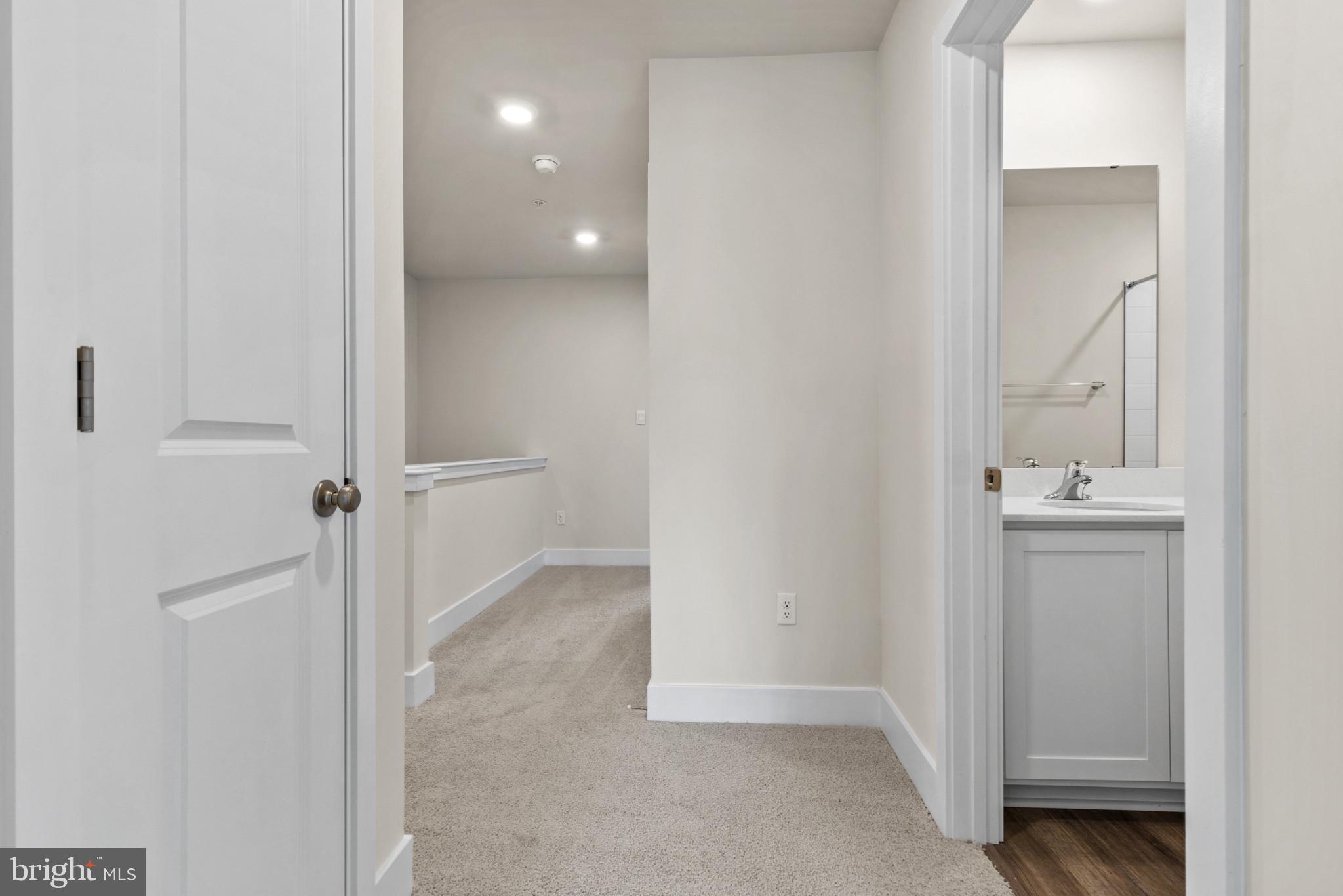 WATERMARK AT WESTPHALIA TOWN CENTER - Residential