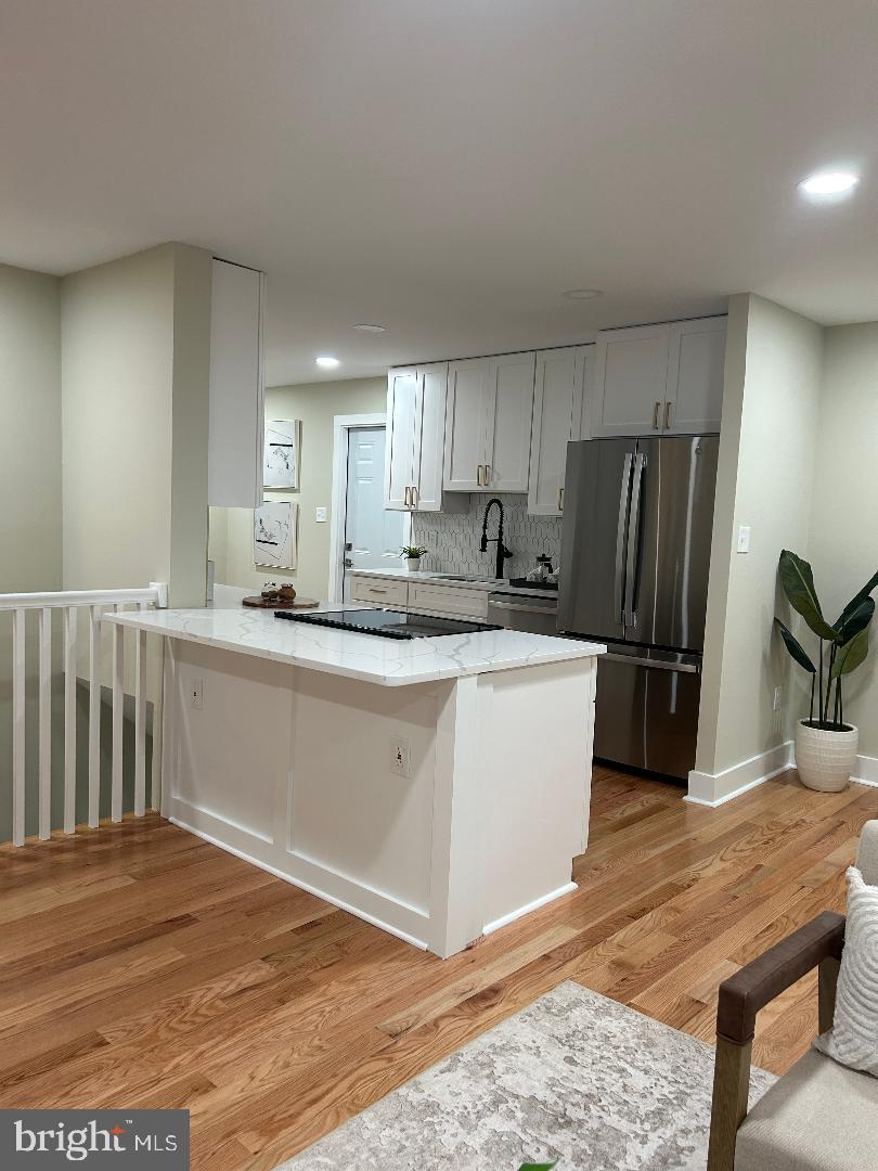 8108 KINGS POINT