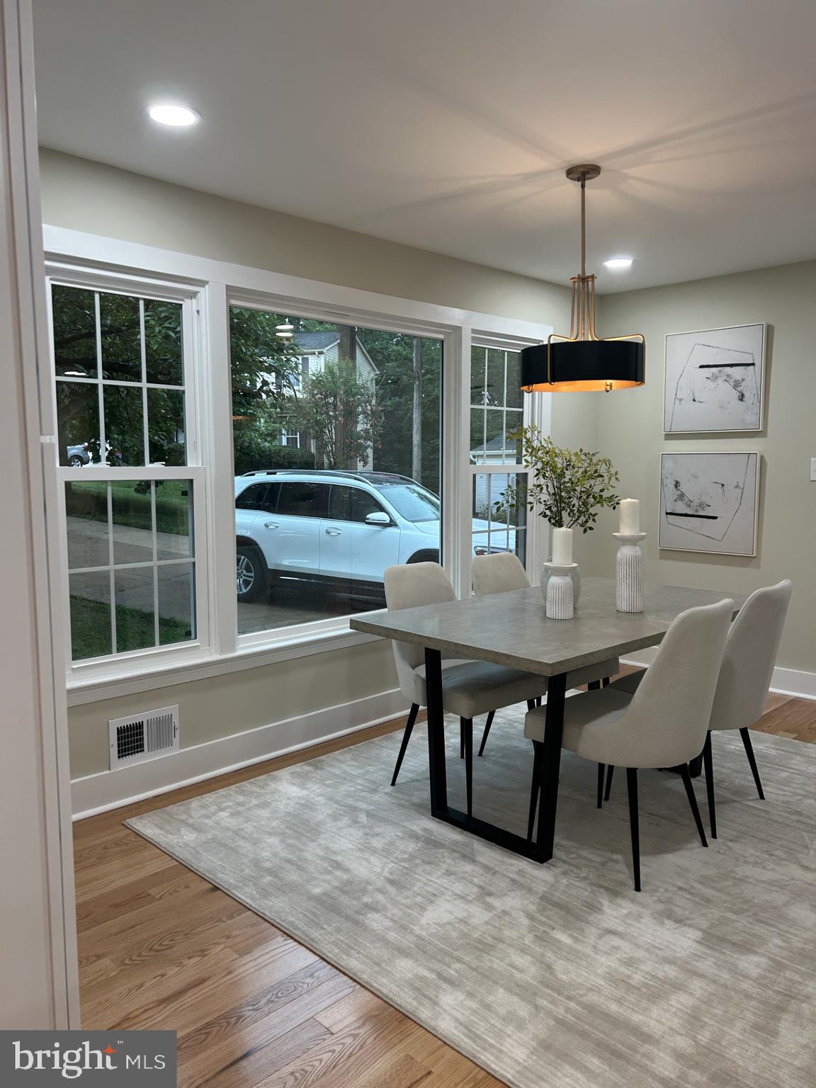 8108 KINGS POINT