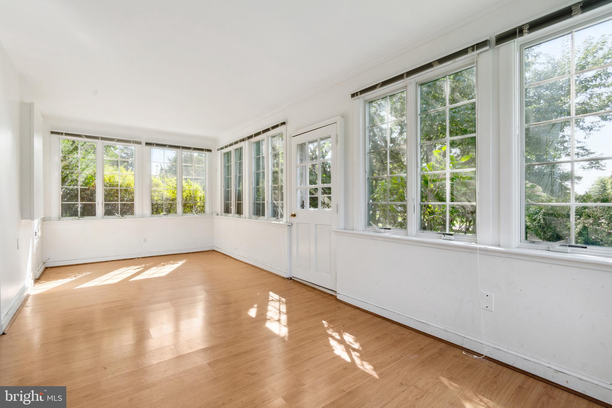 KENTMORE PARK - Residential