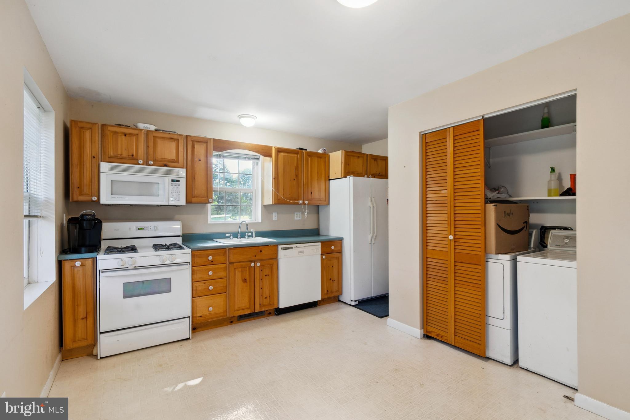 KENTMORE PARK - Residential