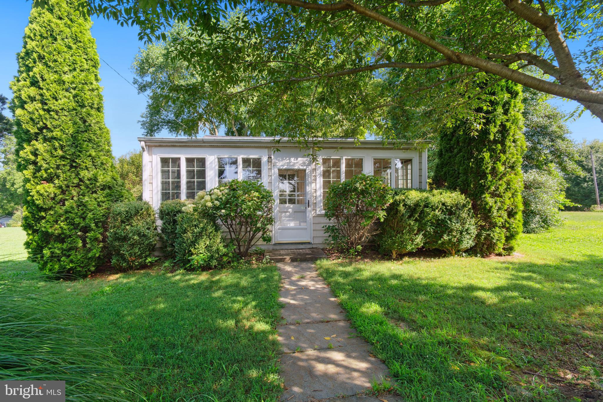 KENTMORE PARK - Residential