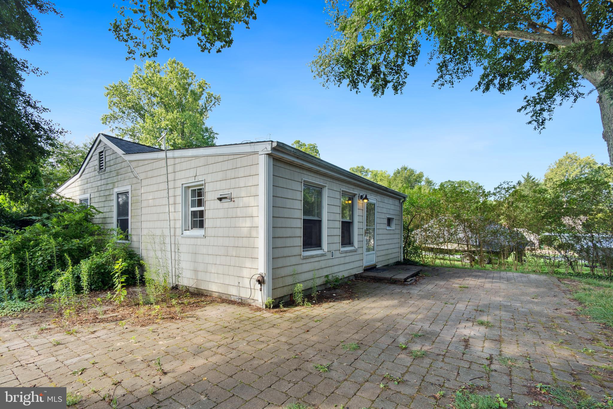 KENTMORE PARK - Residential