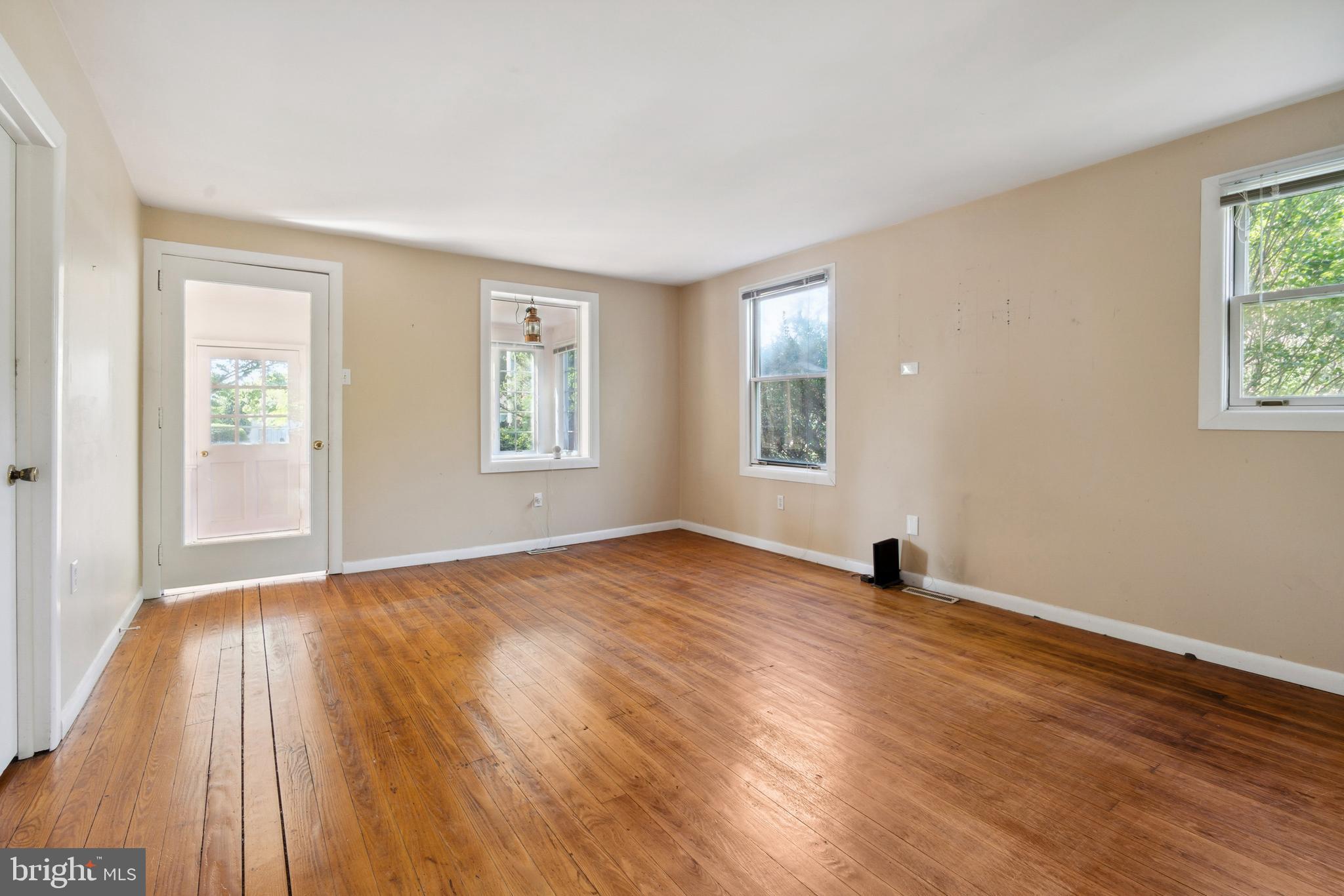 KENTMORE PARK - Residential