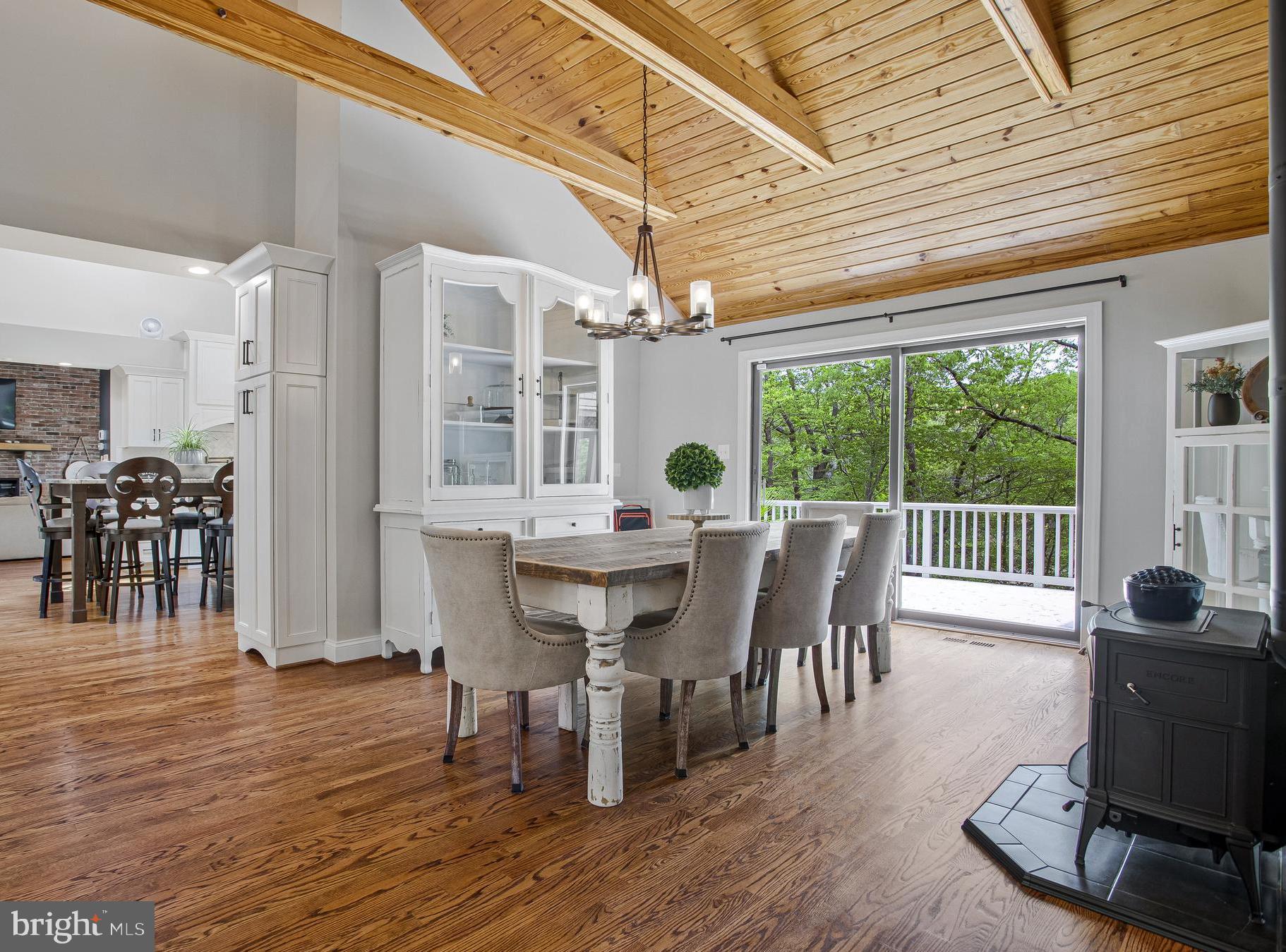 7785 SWAN LANE