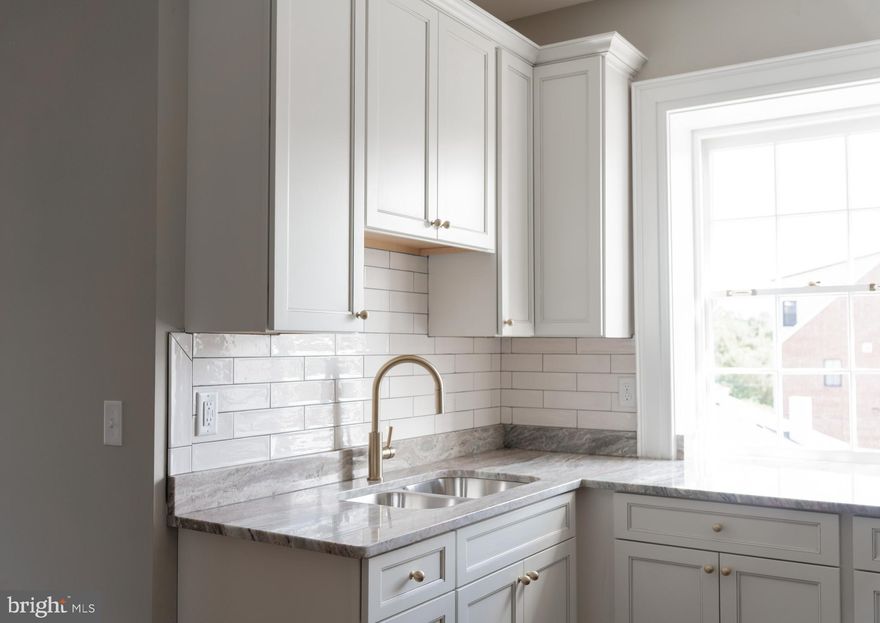 Welcome to this newly renovated one-bedroom, one-bath home located in the heart of Fredericksburg, VA. This property offers a unique blend of comfort and convenience, with its prime location allowing you to enjoy the vibrant downtown area. The home is just a short walk away from the train station, making commuting a breeze. The interior has been tastefully updated, featuring a modern kitchen and bathroom, and a spacious bedroom. This home is perfect for those who value accessibility and modern living. Experience the best of Fredericksburg living in this charming, renovated home. **Unit 2 is located on the 3rd floor**