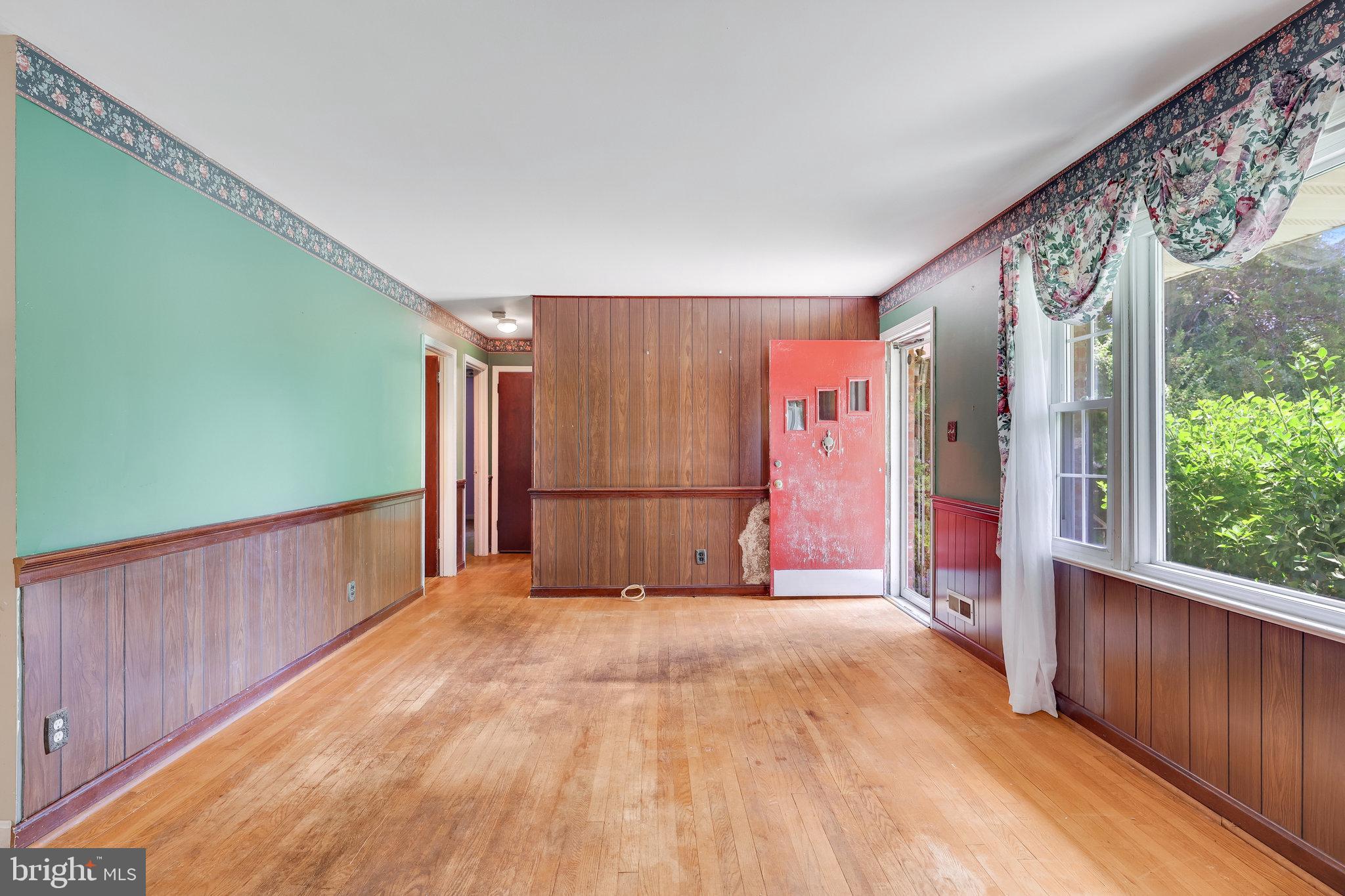 BALLOU - Residential