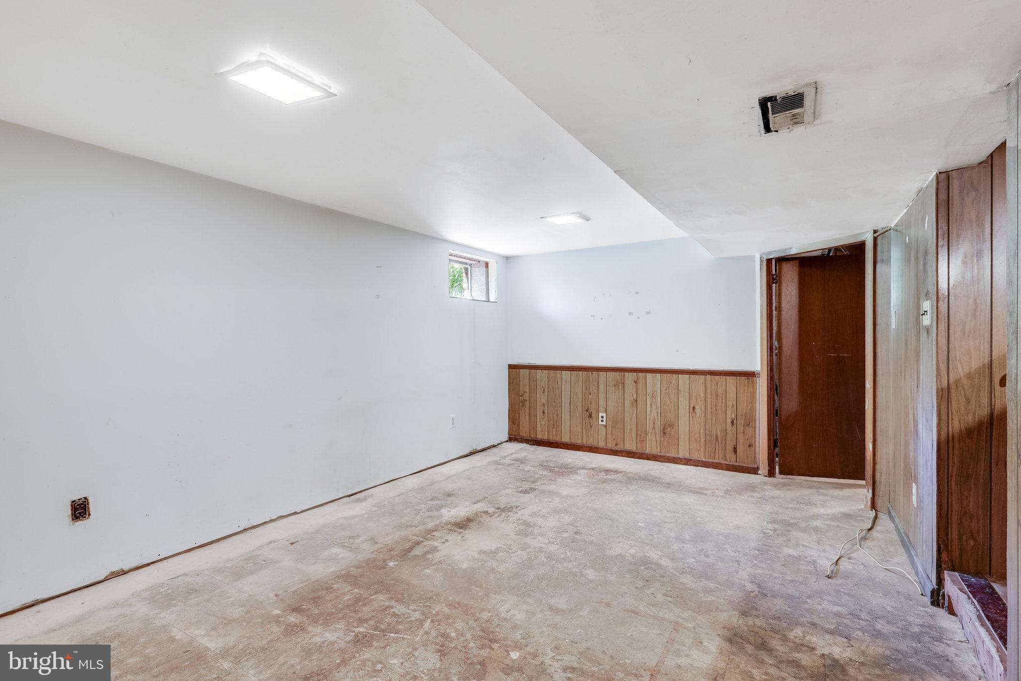 BALLOU - Residential