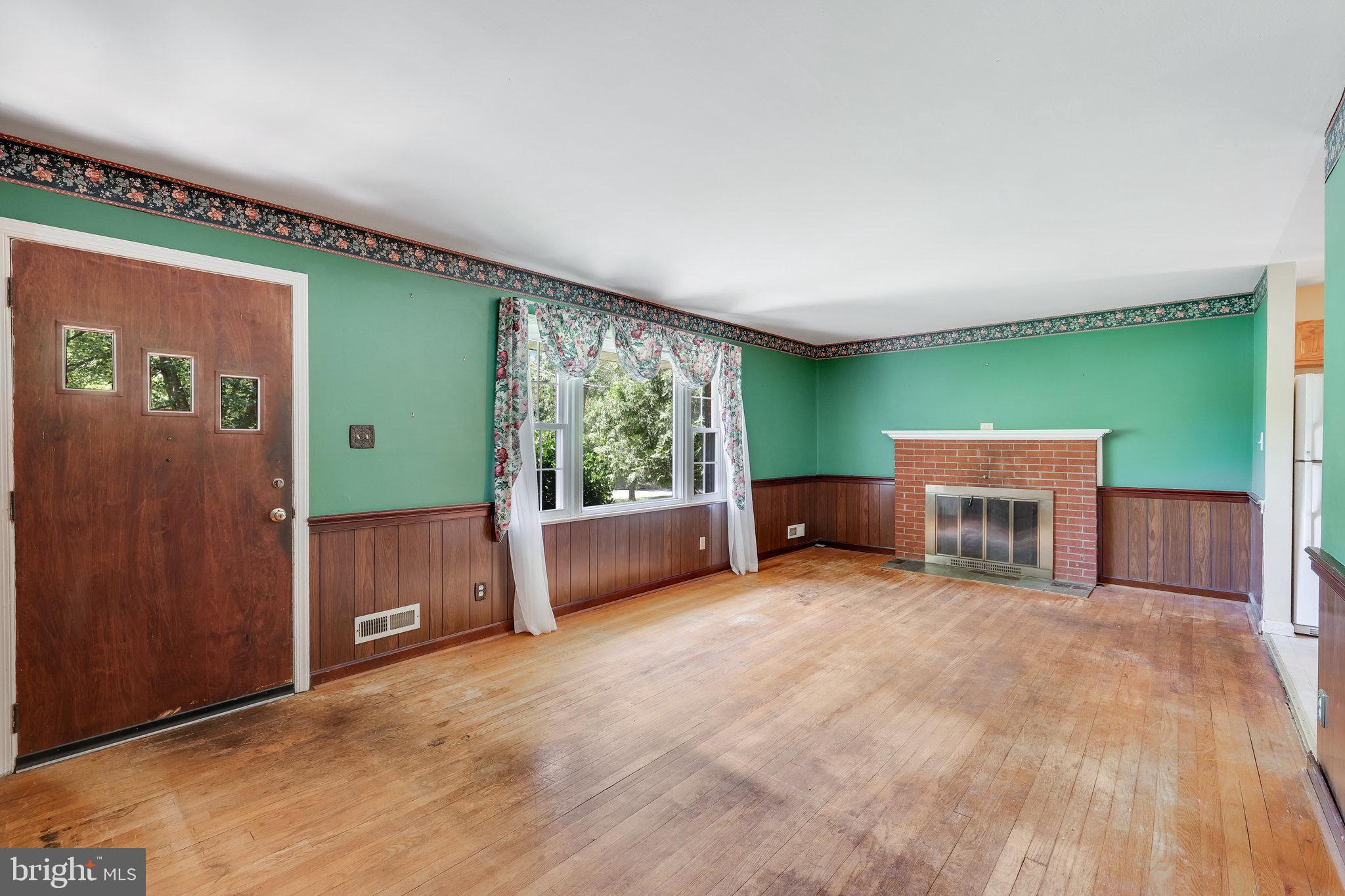 BALLOU - Residential