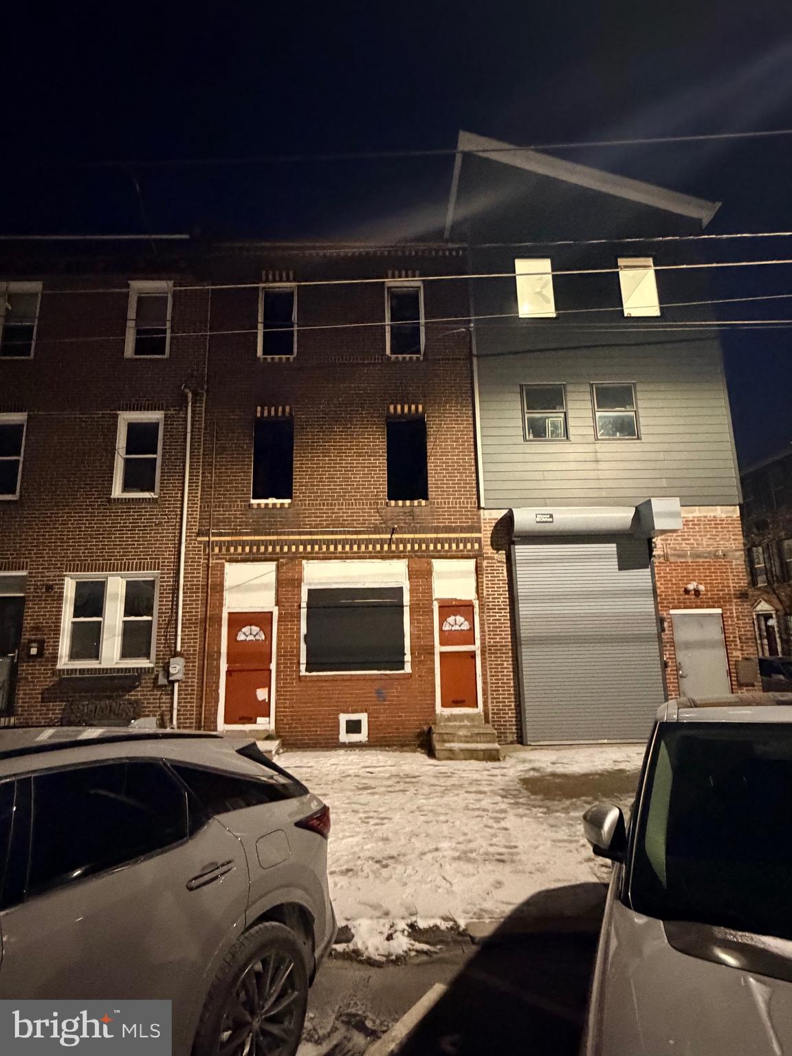 PORT RICHMOND - Residential