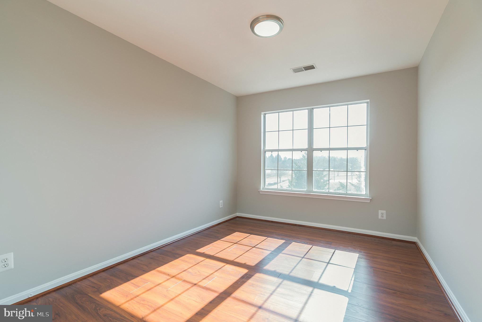 SOUTHLAKE AT MONTCLAIR - Residential