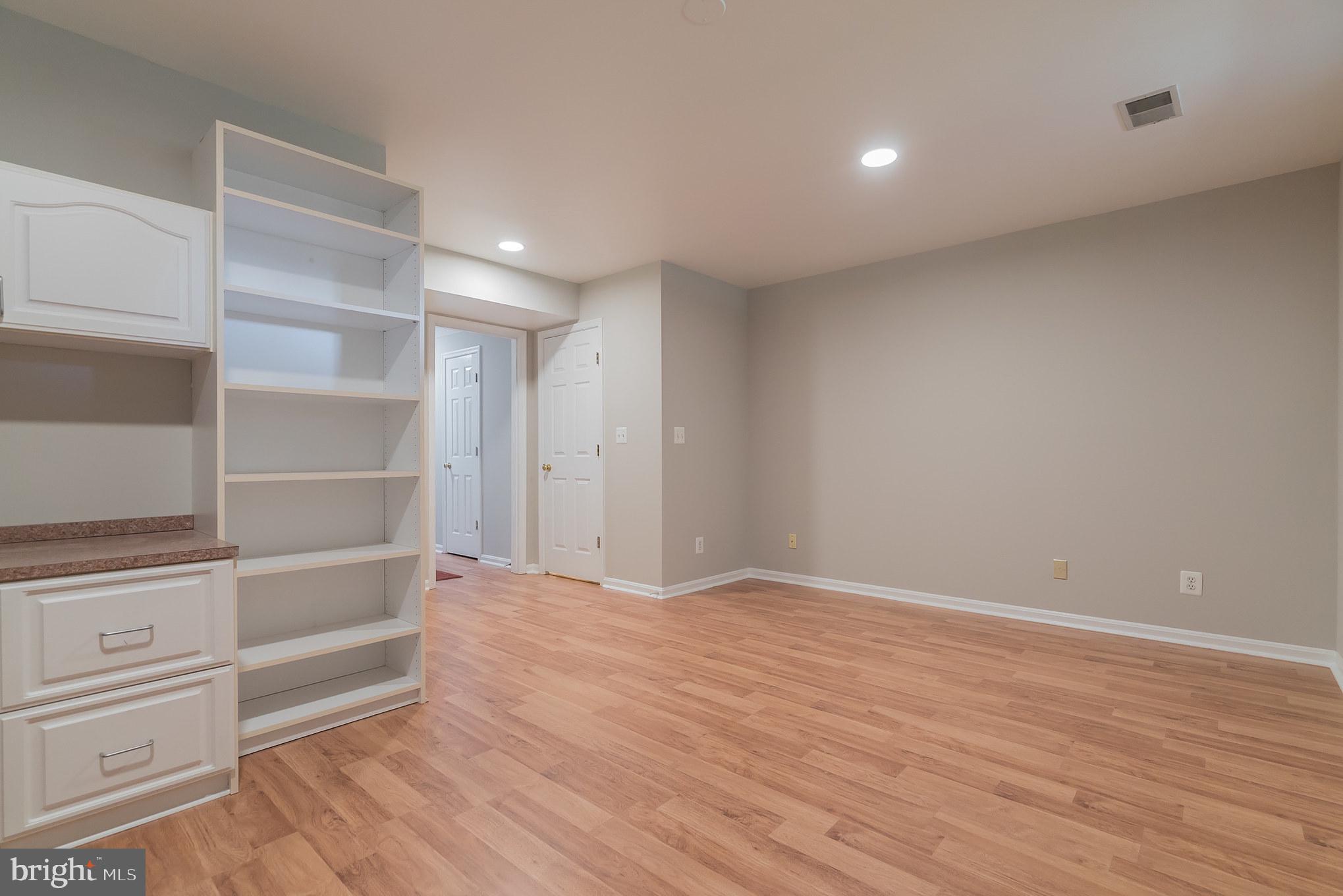 SOUTHLAKE AT MONTCLAIR - Residential