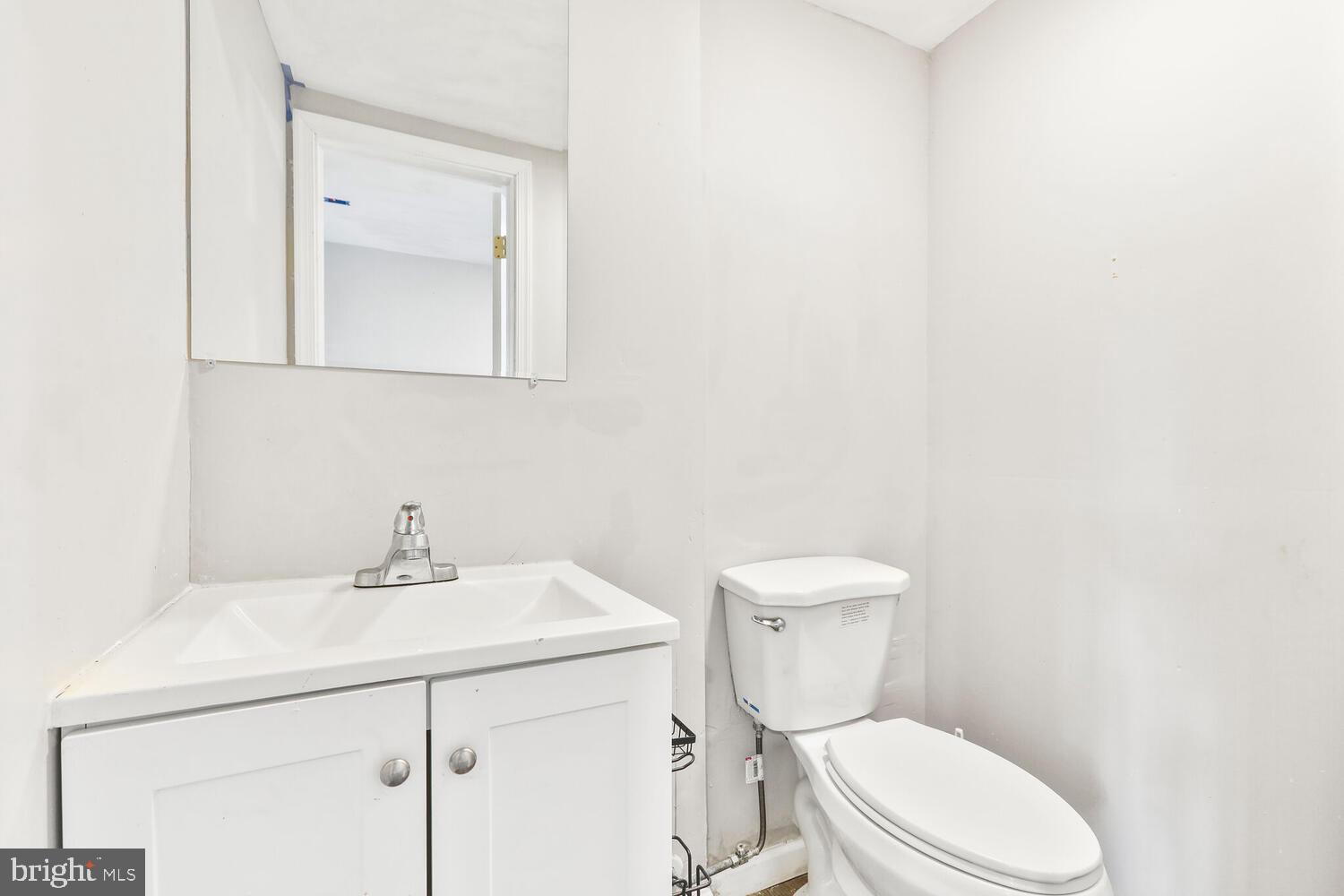 EDGEWATER VILLAGE - Residential