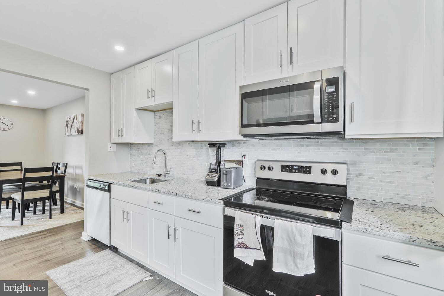 EDGEWATER VILLAGE - Residential