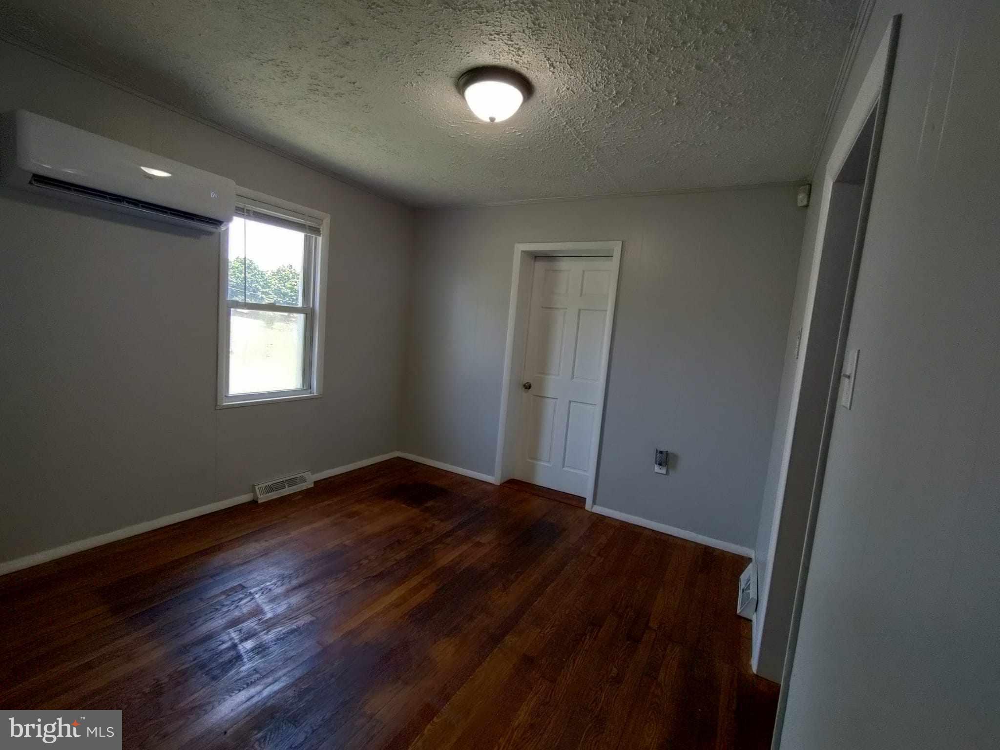 MARTINSBURG - Residential